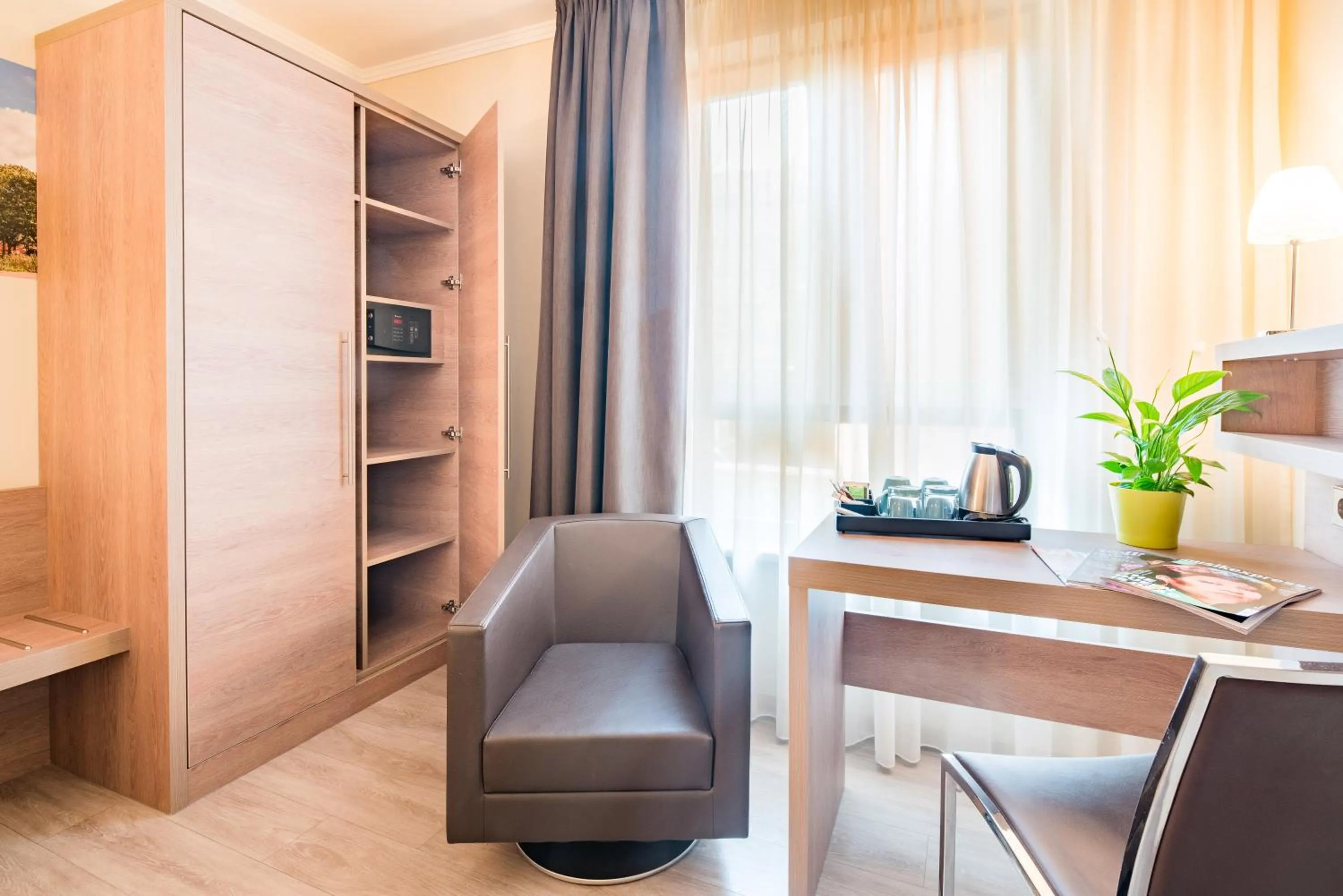 Photo of the whole room in Best Western Hotel Kantstrasse Berlin