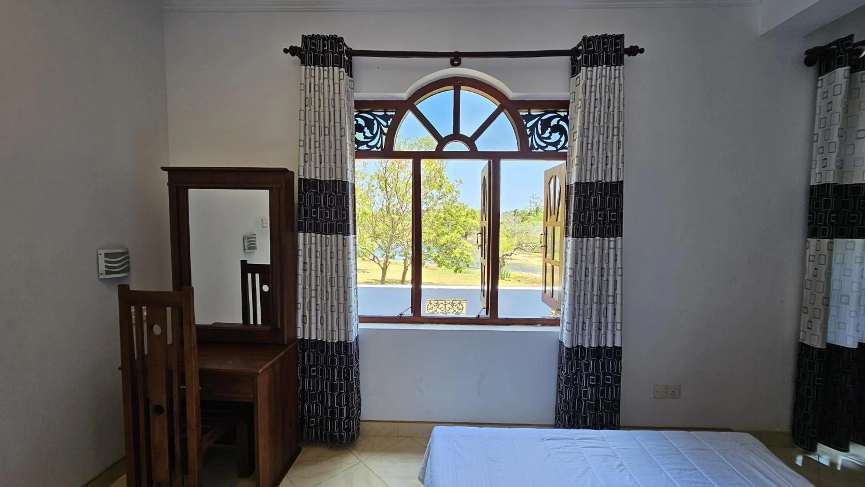 Bed in Grand Villa Kalametiya