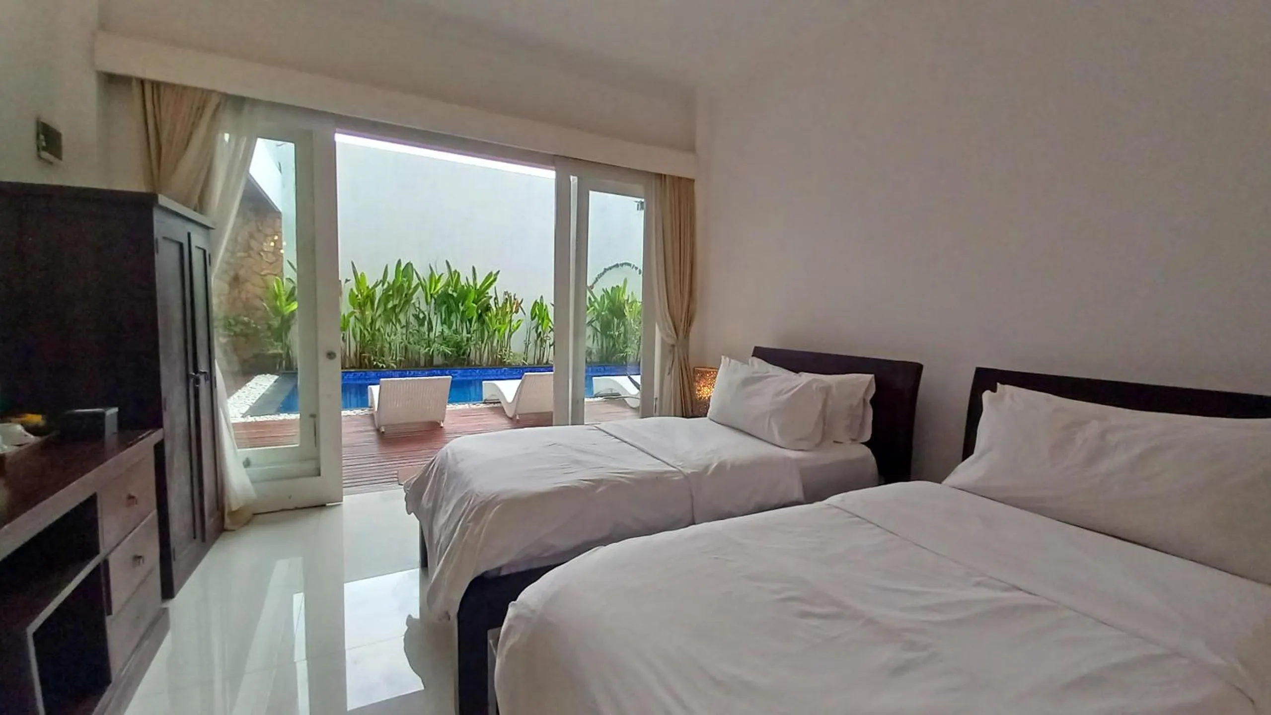 Bed in Lumiere Hotel Gili Trawangan