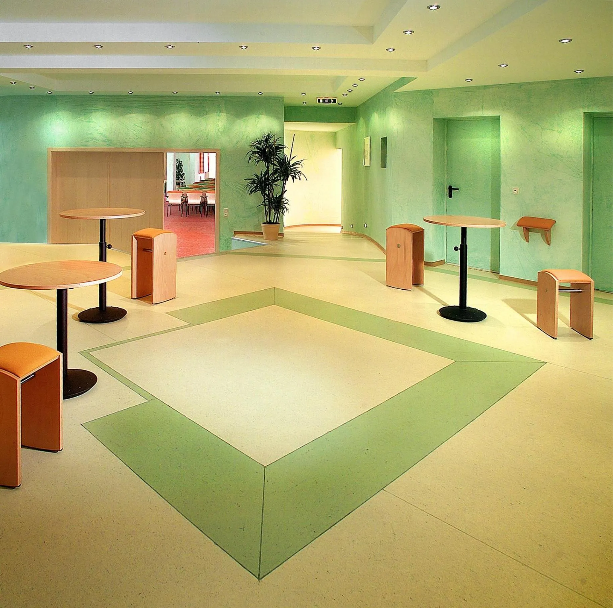 Lobby or reception in Land-gut-Hotel Zum alten Forsthaus - Aufladestation für Elektroautos