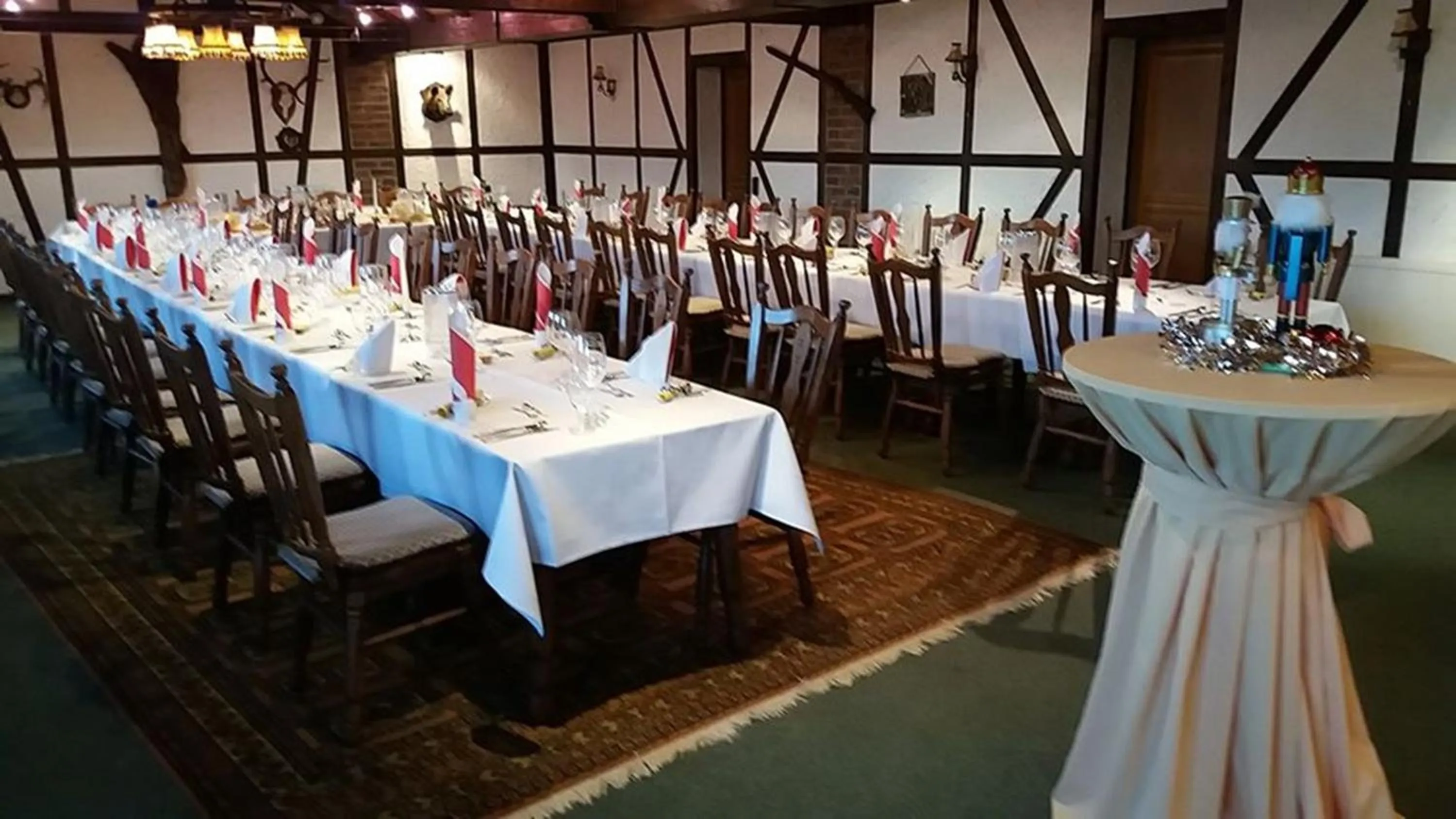 Banquet/Function facilities in Land-gut-Hotel Zum alten Forsthaus - Aufladestation für Elektroautos