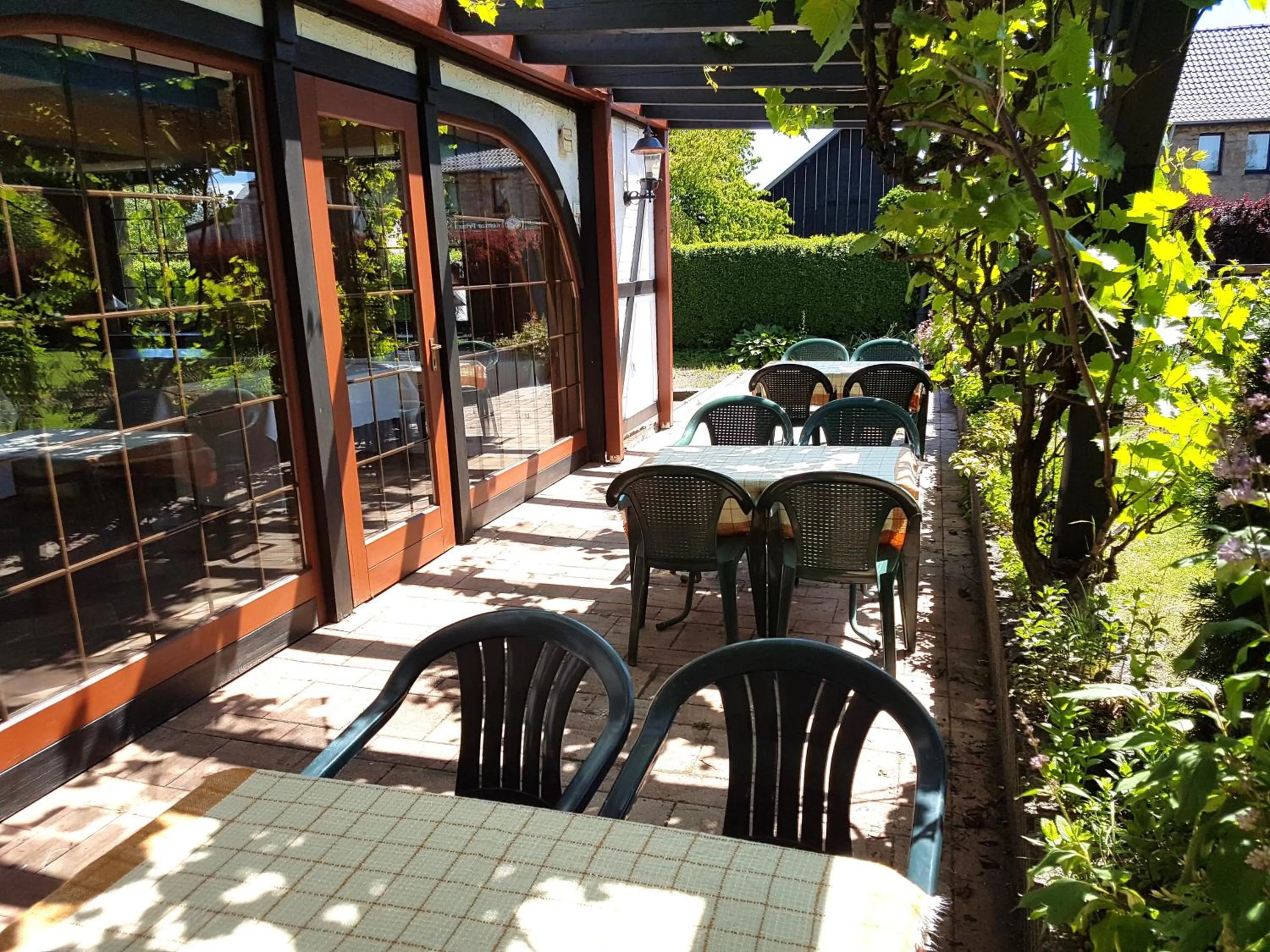 Balcony/Terrace in Land-gut-Hotel Zum alten Forsthaus - Aufladestation für Elektroautos