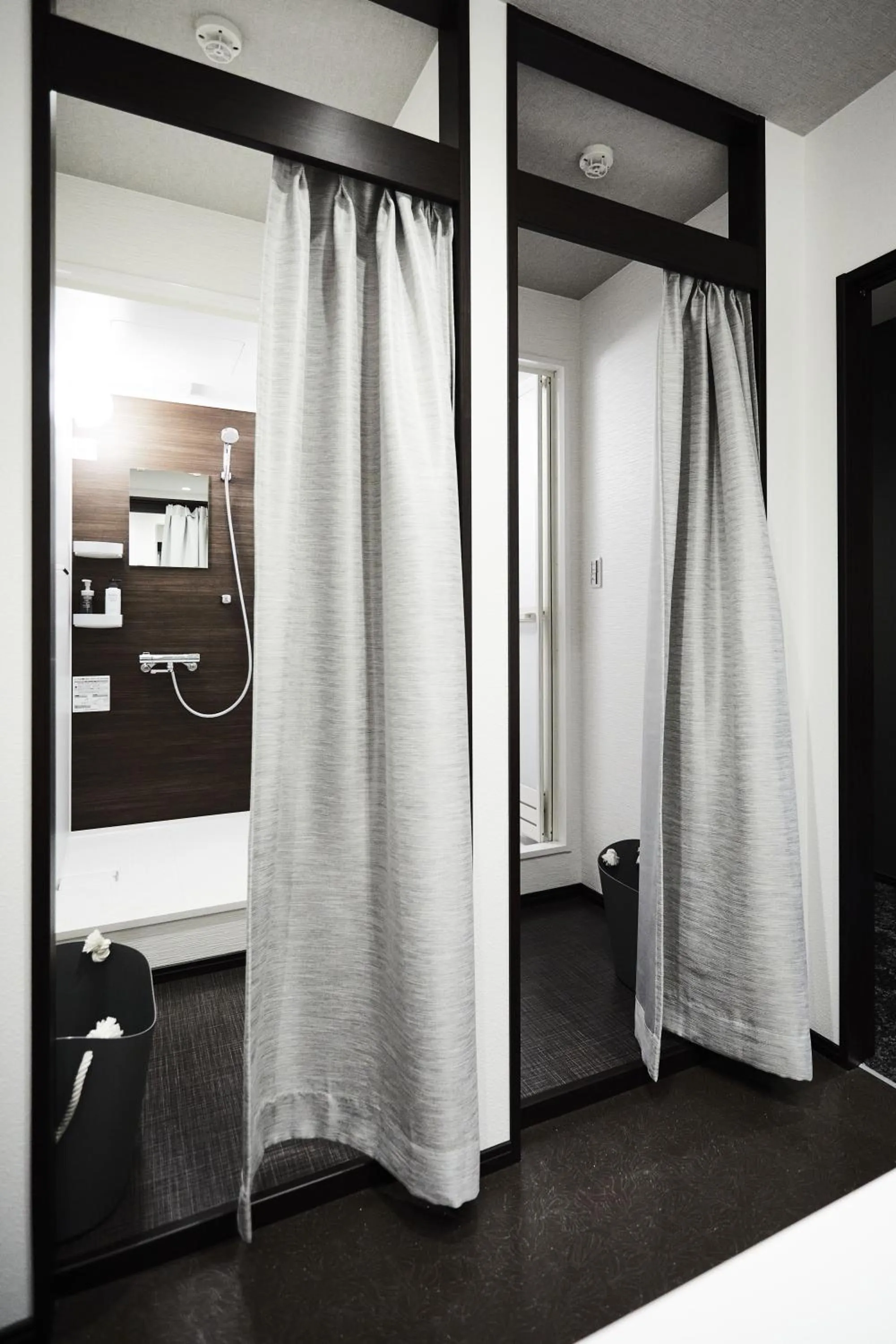 Bathroom, Bed in HOTEL THE ROCK