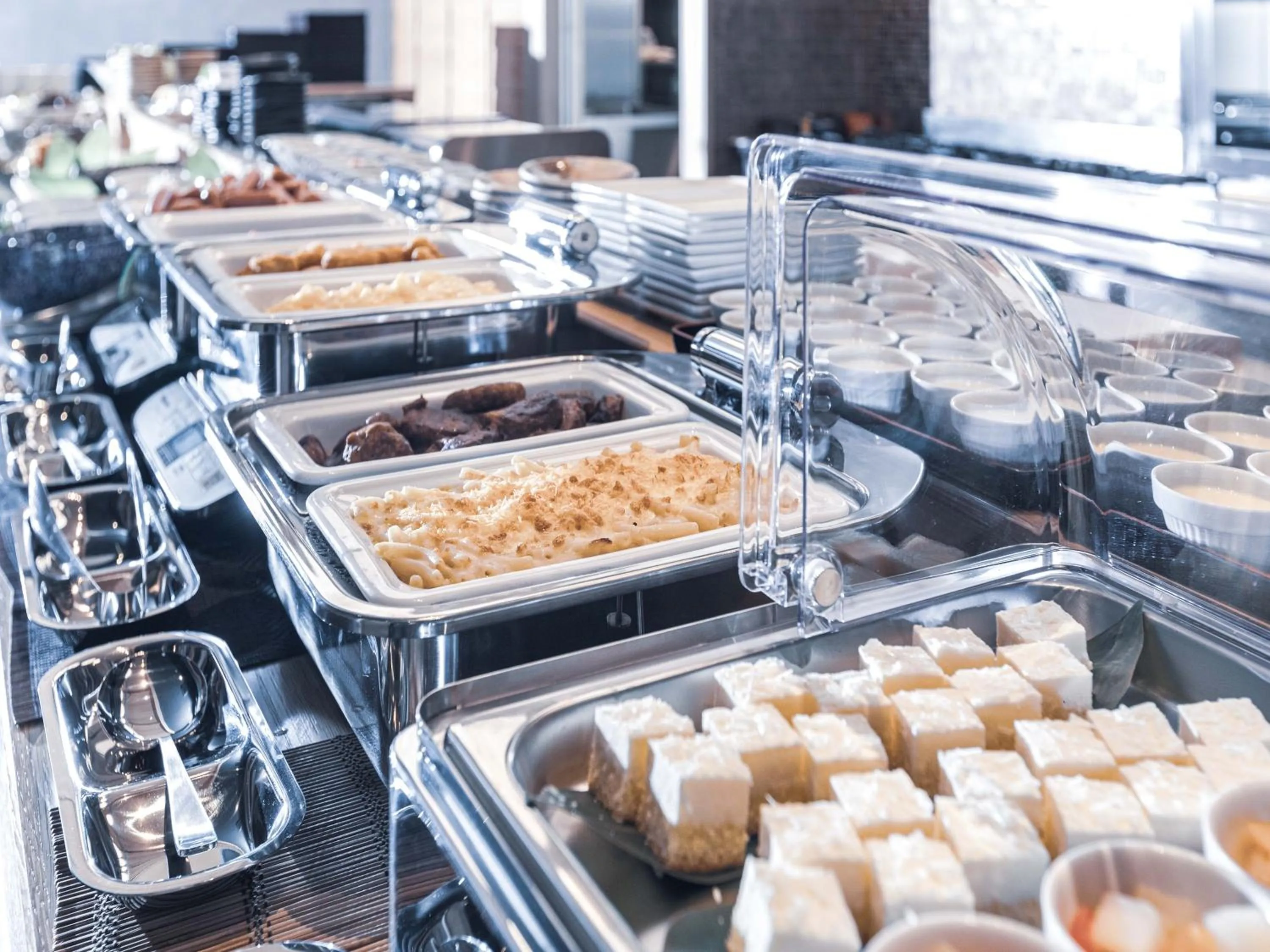 Restaurant/places to eat in APA Hotel Shin Osaka Ekimae