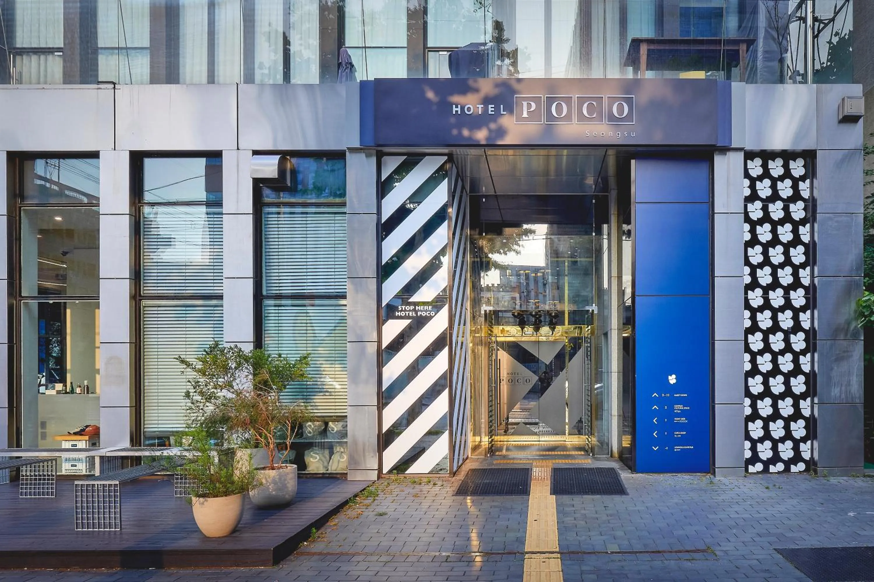 Facade/entrance in Hotel POCO Seongsu