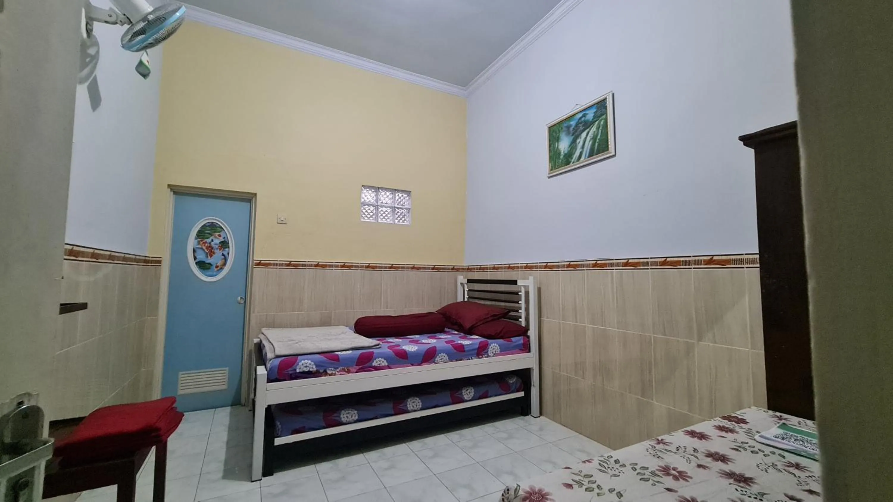 Bed in Hostel TARUNA