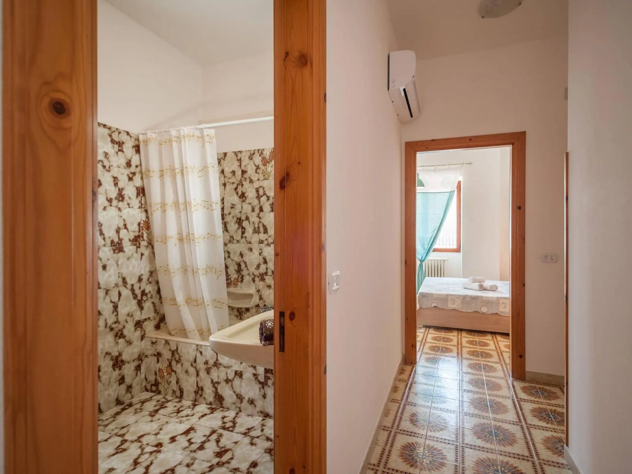 Bathroom in Elegant Apartment With Sea View In Otranto, Wifi, Air Conditioning And Parking