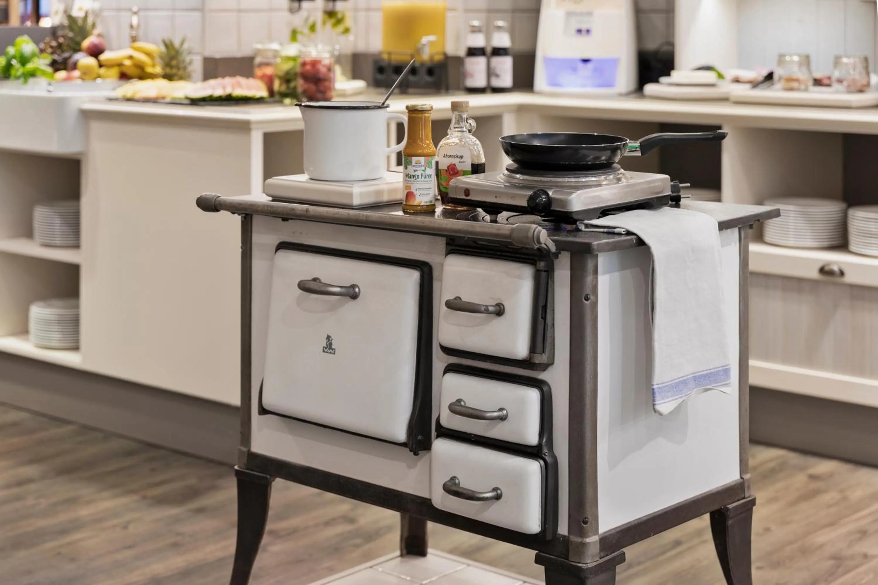 Breakfast in Gästeresidenz Pelikan Viertel Hannover