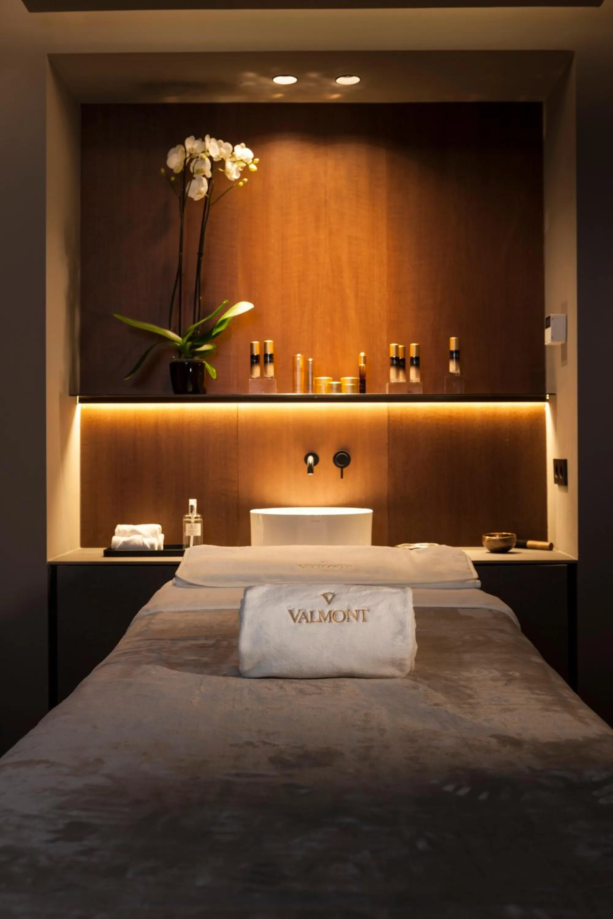Spa and wellness centre/facilities, Bed in Kozmo Hotel Suites & Spa - Small Luxury Hotels of the World