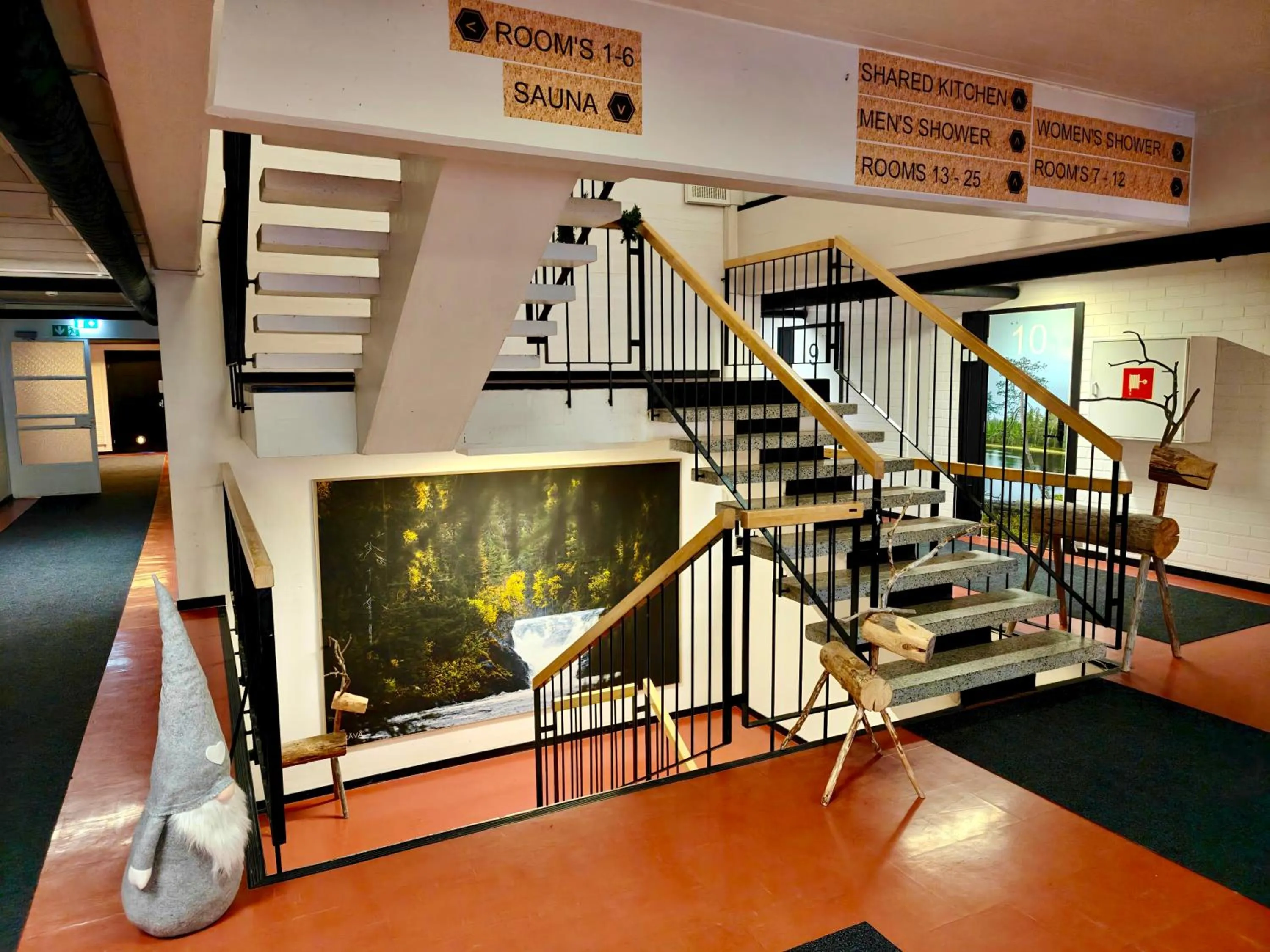 Goiglo Hotel & Hostel