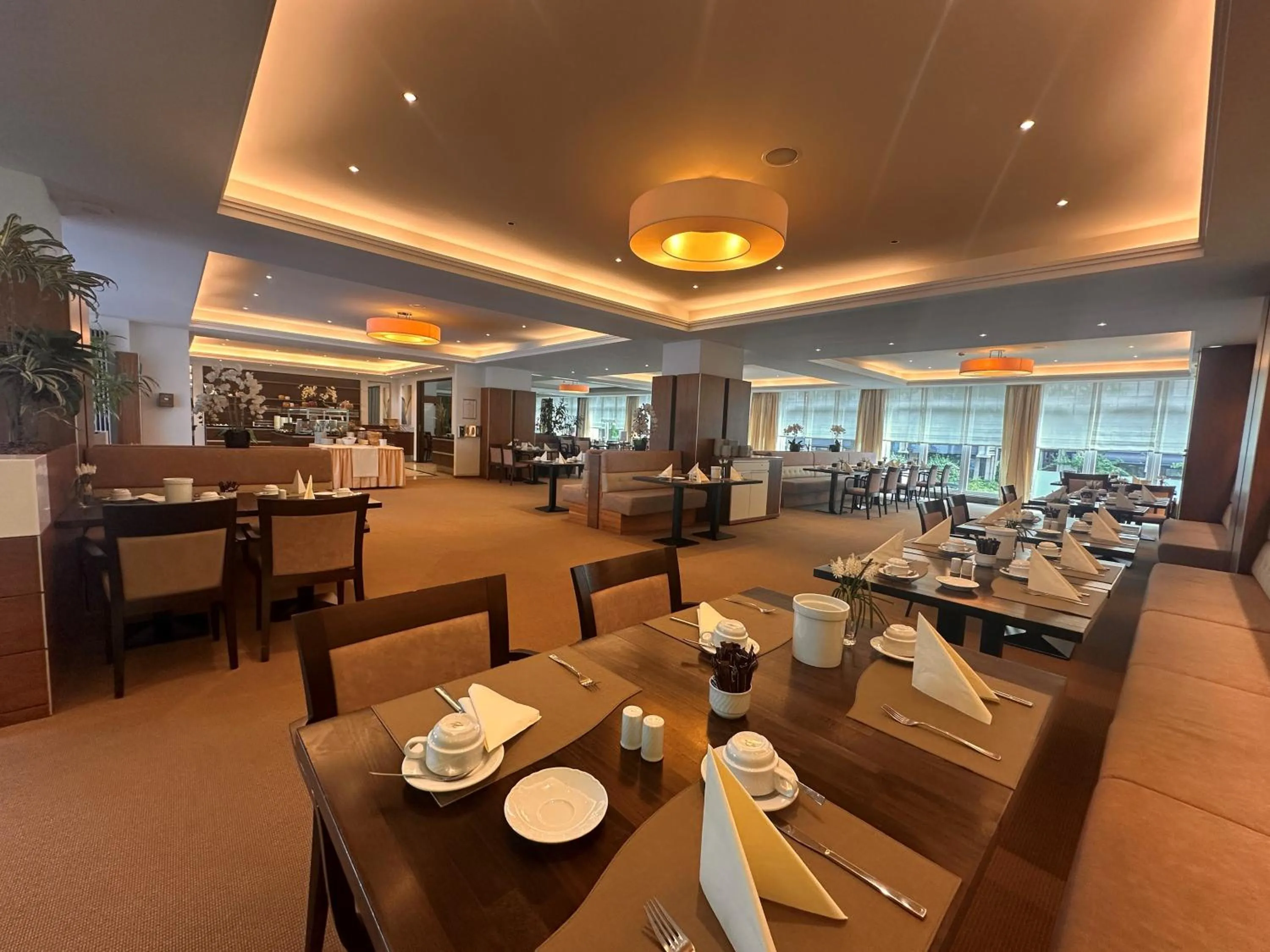 Restaurant/places to eat in Apartment-Hotel Hamburg Mitte