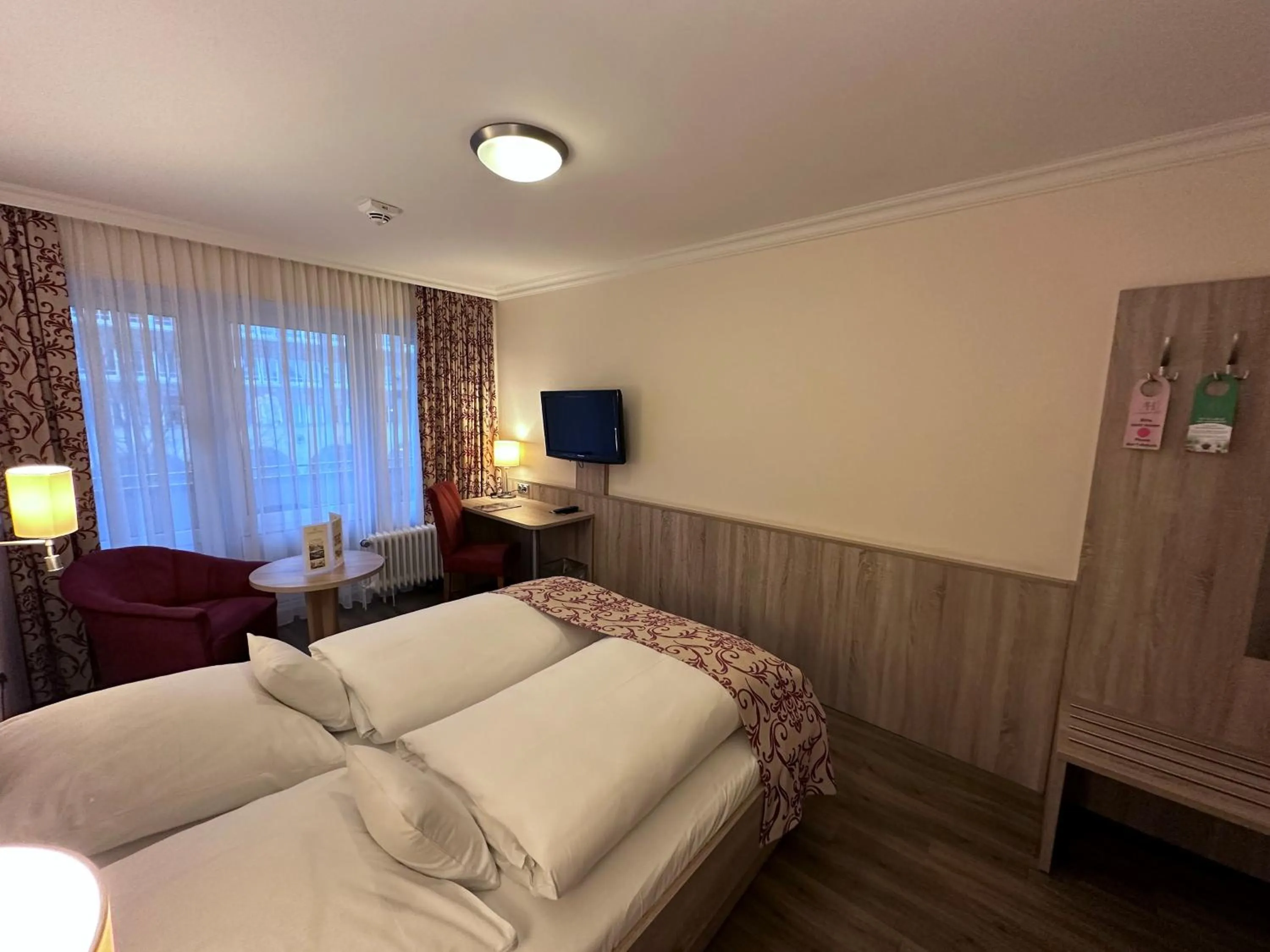 Bed in Apartment-Hotel Hamburg Mitte