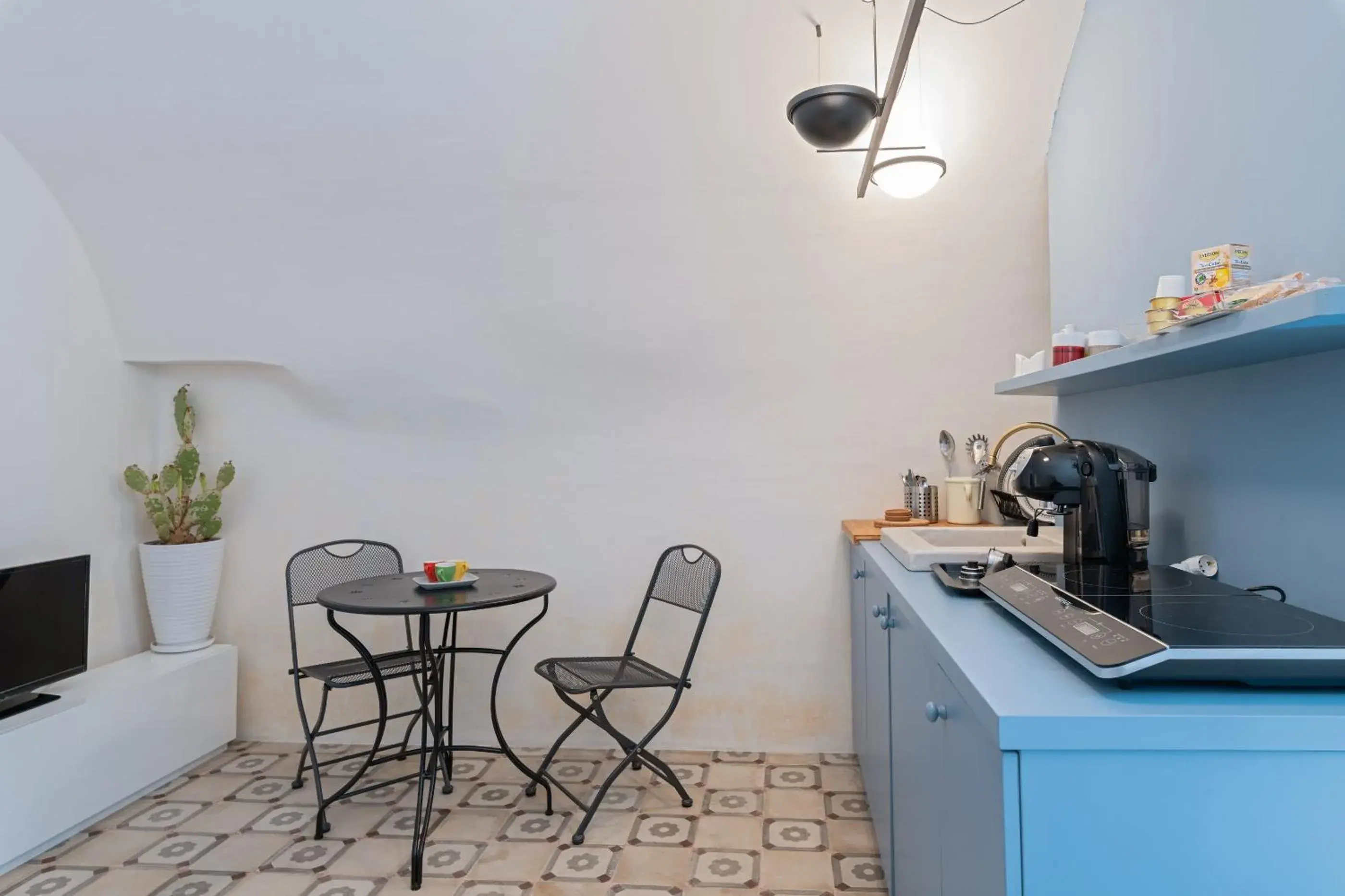 One-Bedroom Apartment in Corso Mazzini White Houses One-Bedroom Apartment in Corso Mazzini White Houses