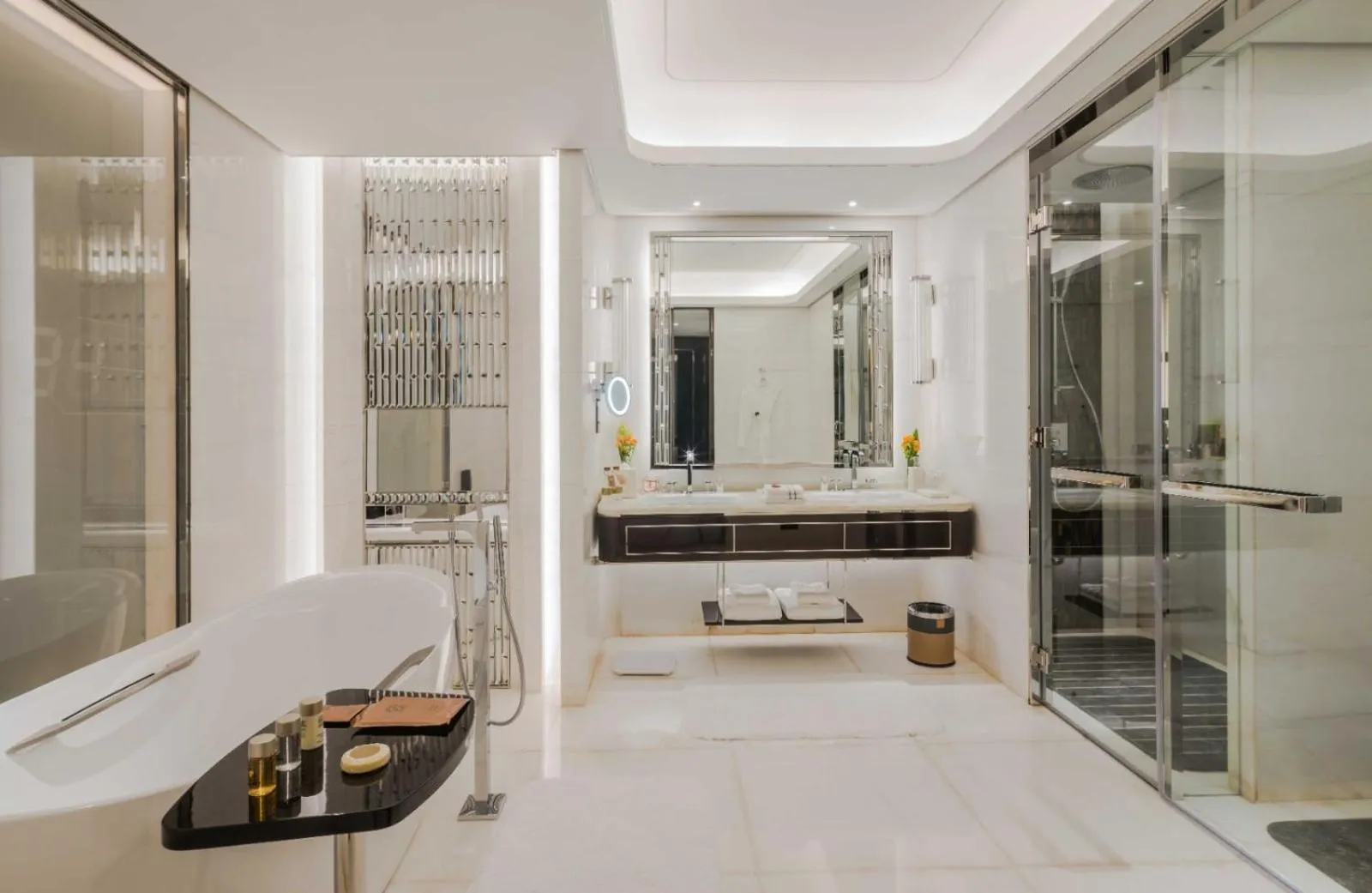Bathroom in Narcissus Al Hamra Hotel Jeddah