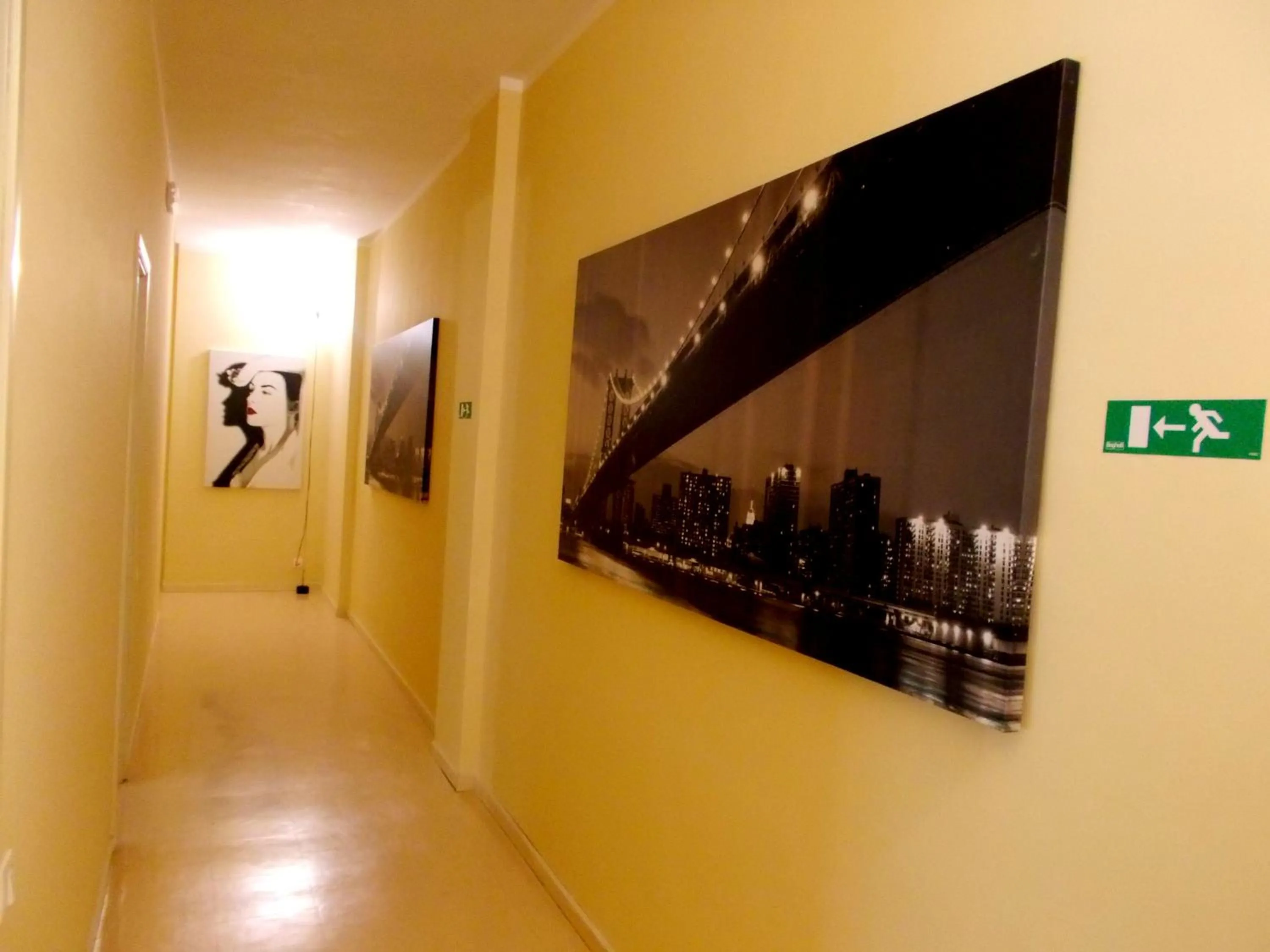 Decorative detail in B&B Cameracaffè Centro