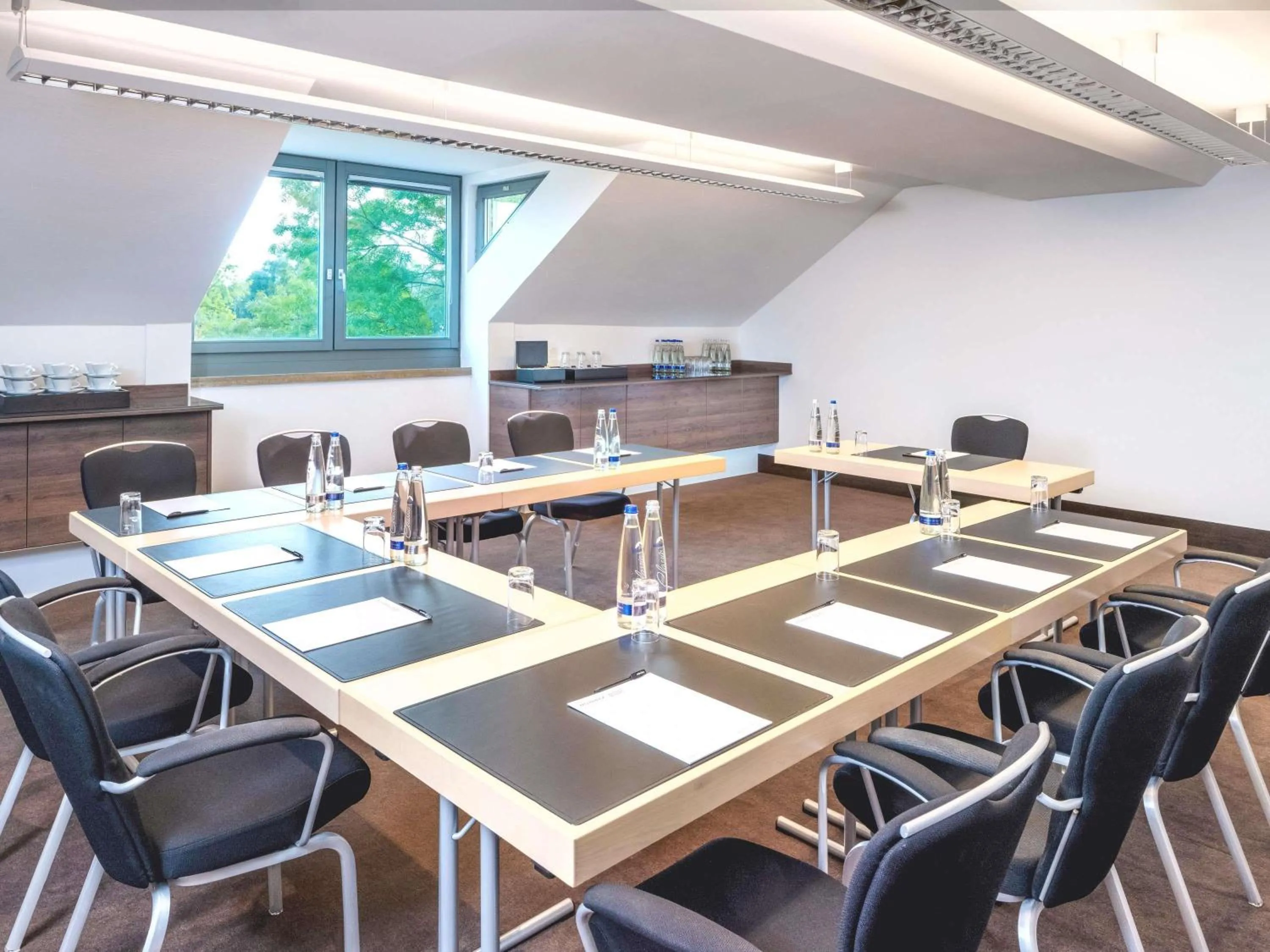 Meeting/conference room in Mövenpick Hotel München-Airport