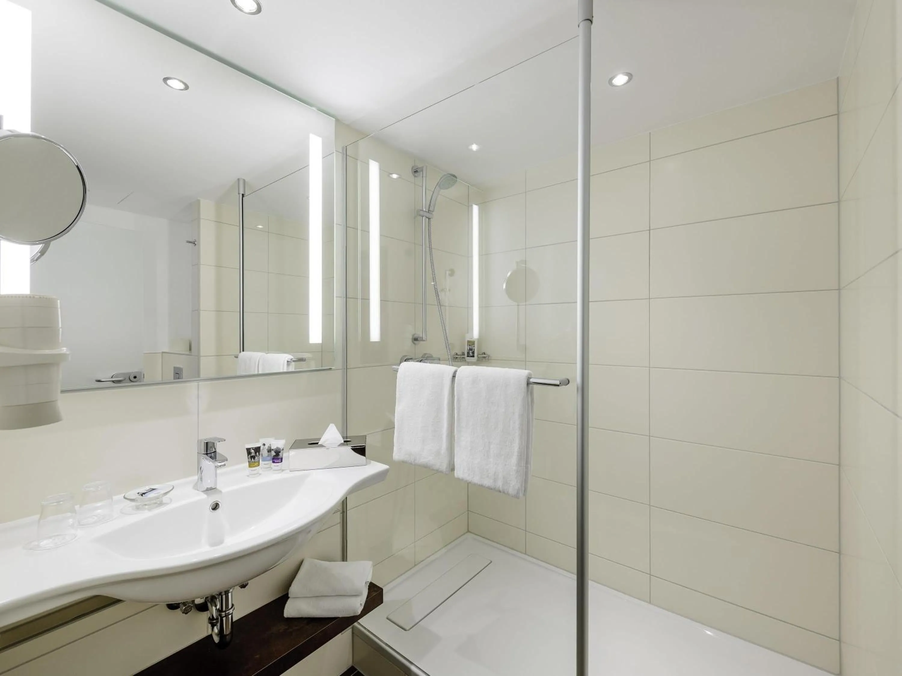 Bedroom in Mercure Hotel Berlin City West