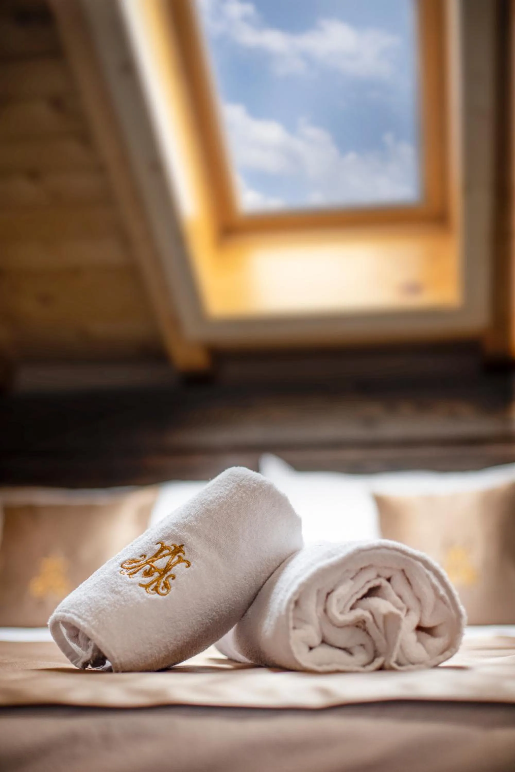 Bed in Hotel Antique - free private parking