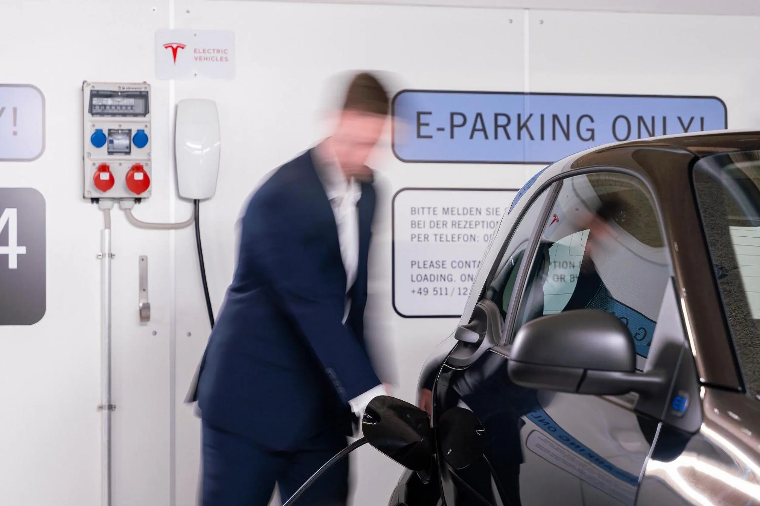 Parking in Designhotel + CongressCentrum Wienecke XI.