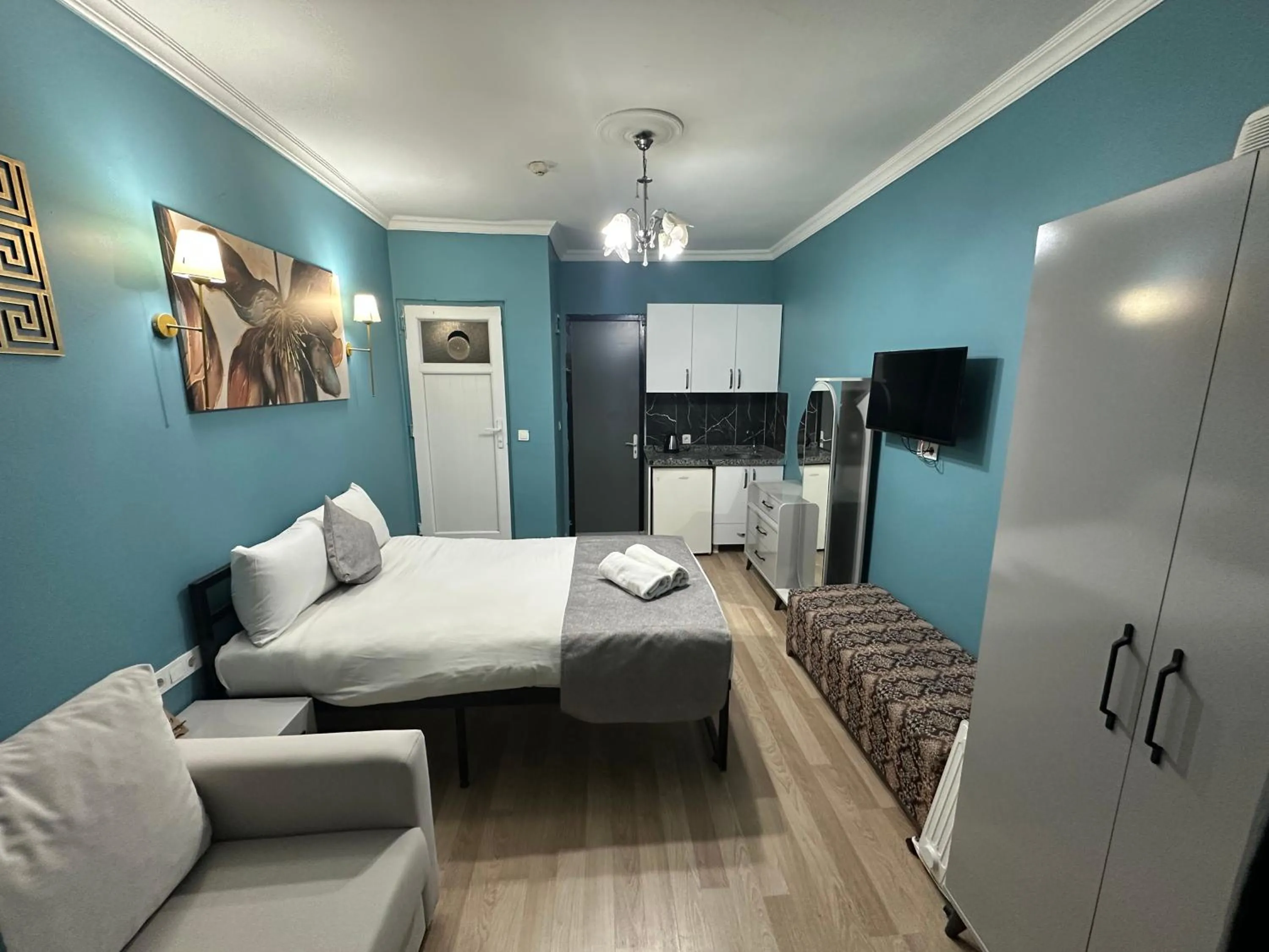 Bed in Ada Apart Hotel