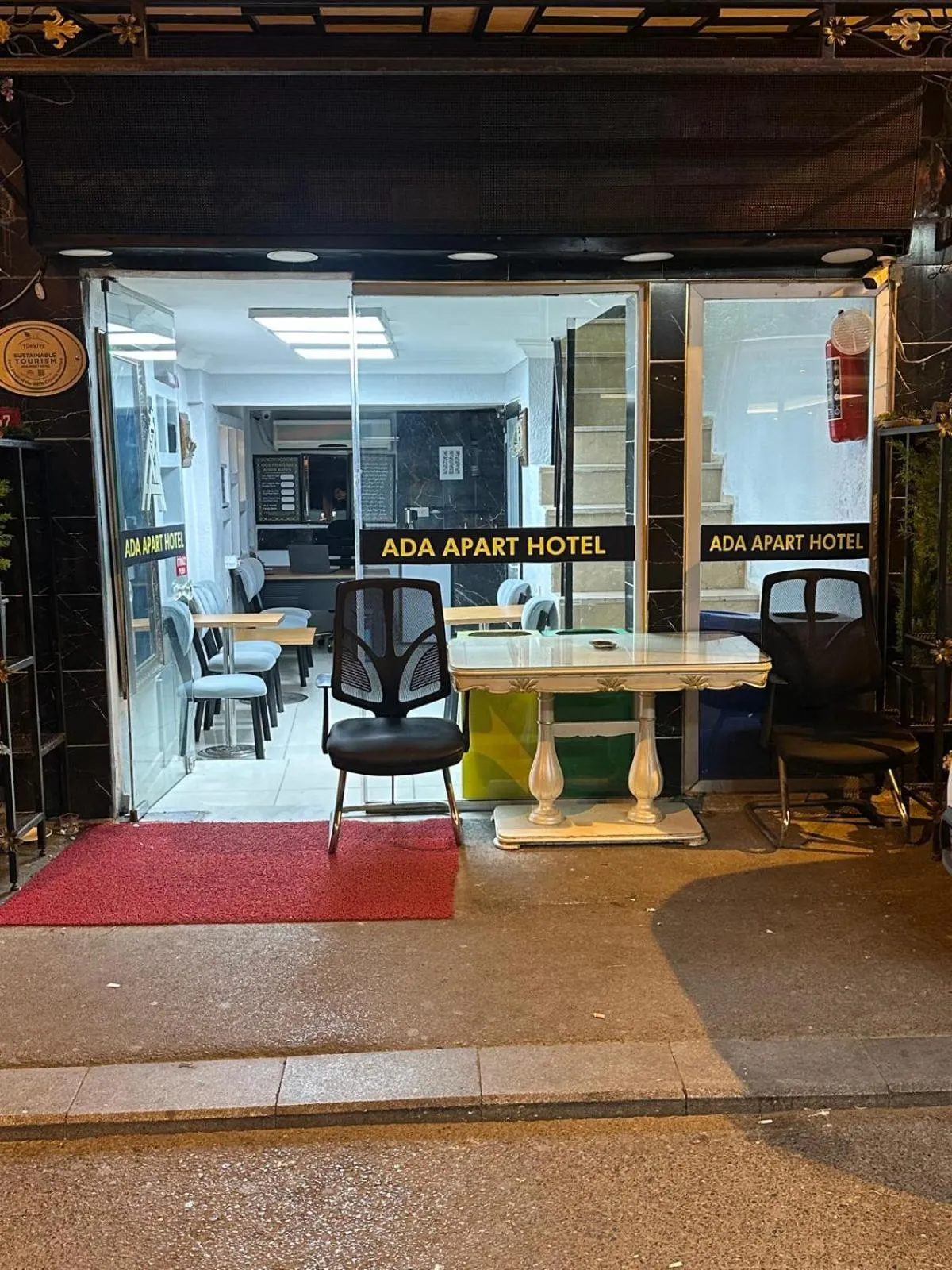 Ada Apart Hotel