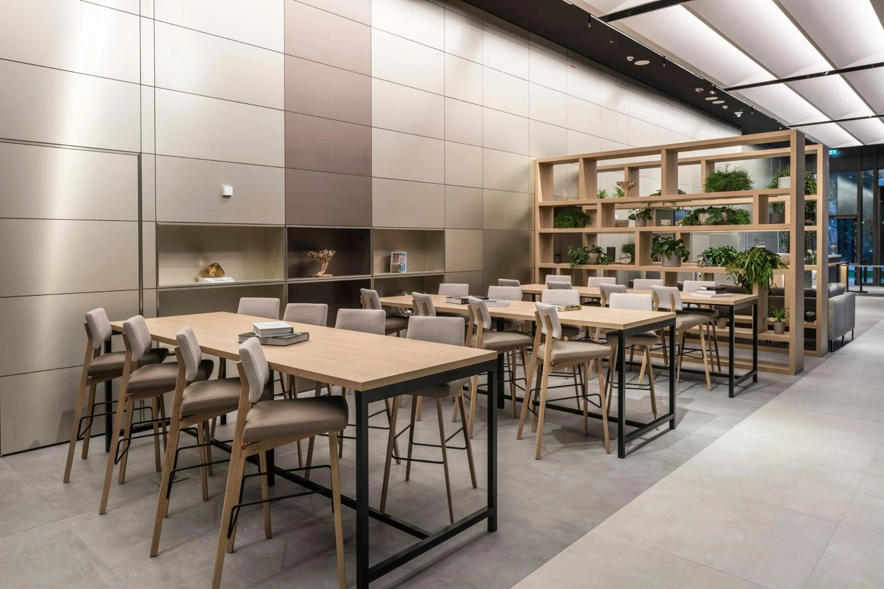 Lobby or reception in Meliá Frankfurt City