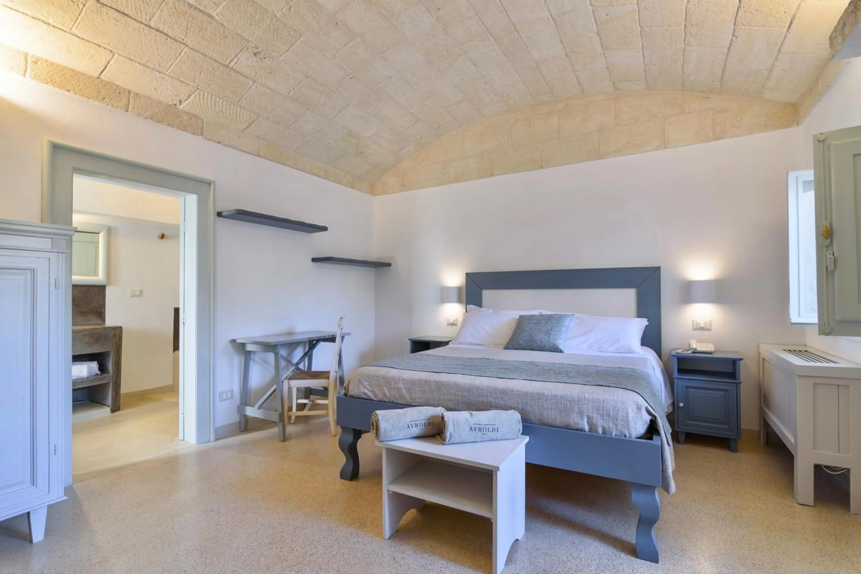 Bed in Masseria Ayroldi