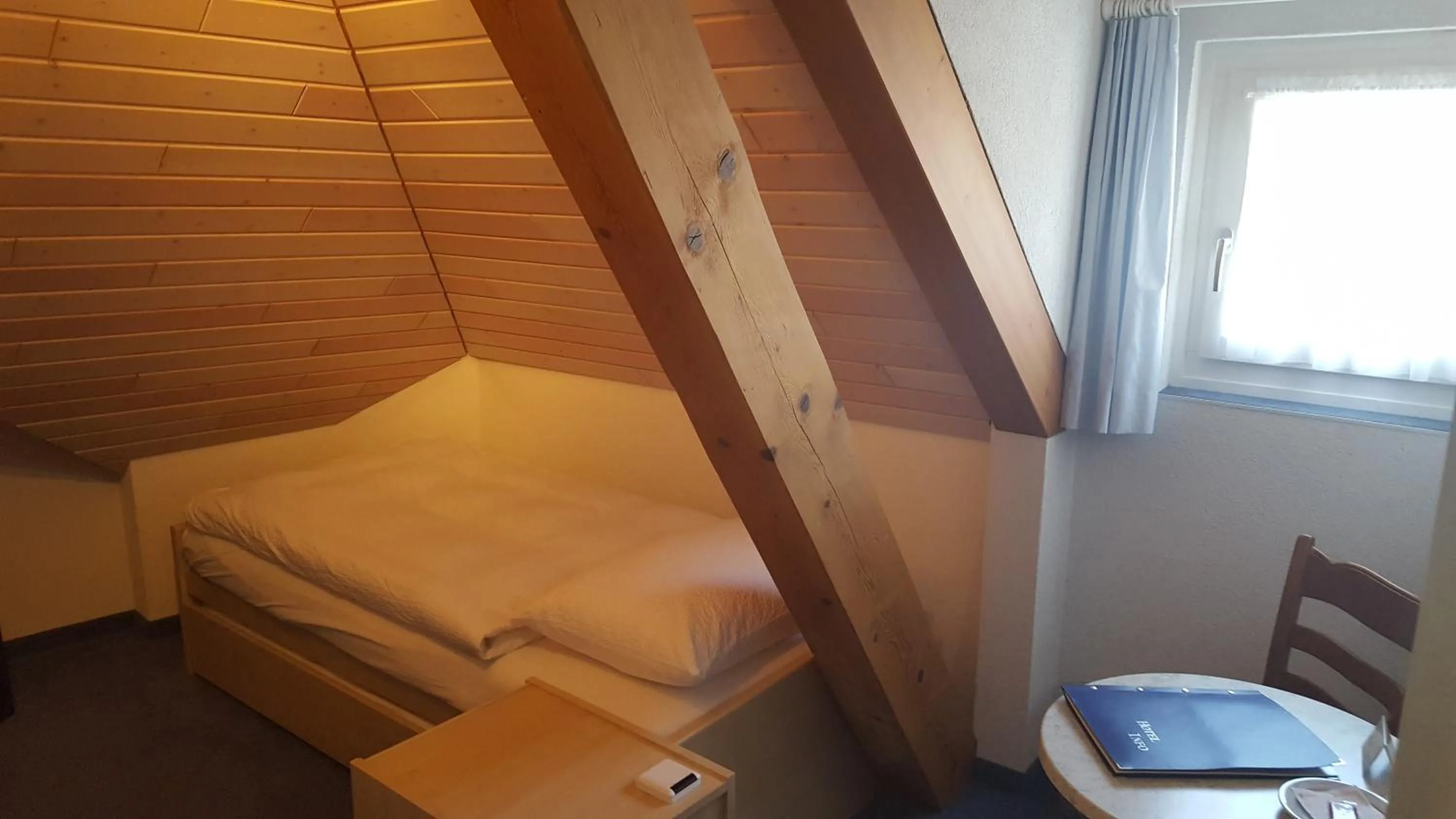 Photo of the whole room, Bed in Hôtel Restaurant Cave Bel-Air