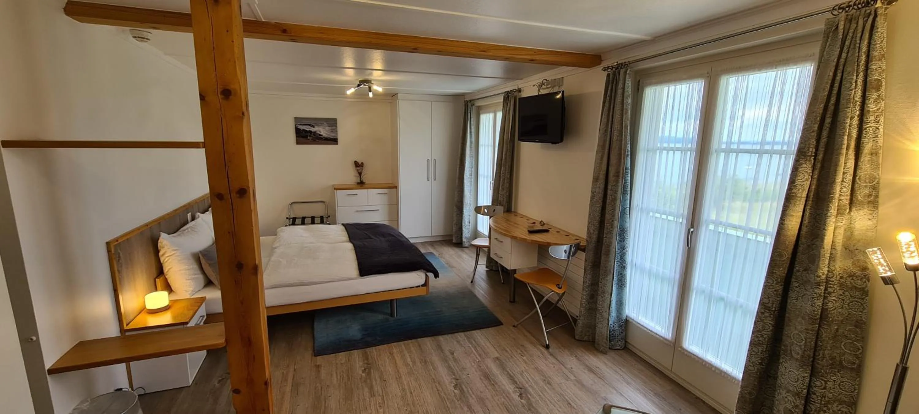 Bed in Hôtel Restaurant Cave Bel-Air