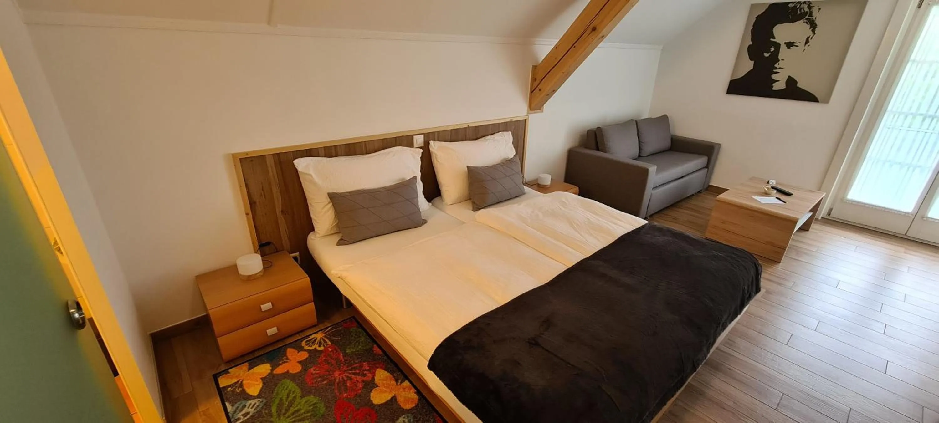 Bed in Hôtel Restaurant Cave Bel-Air