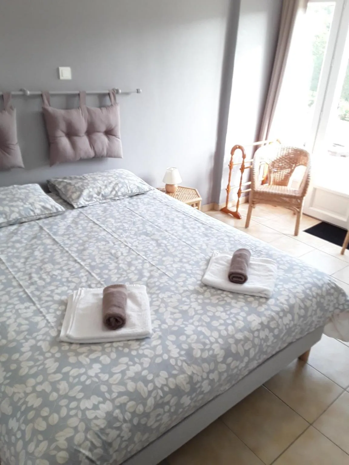 Bed in Chambres d'Hôtes La Chouette