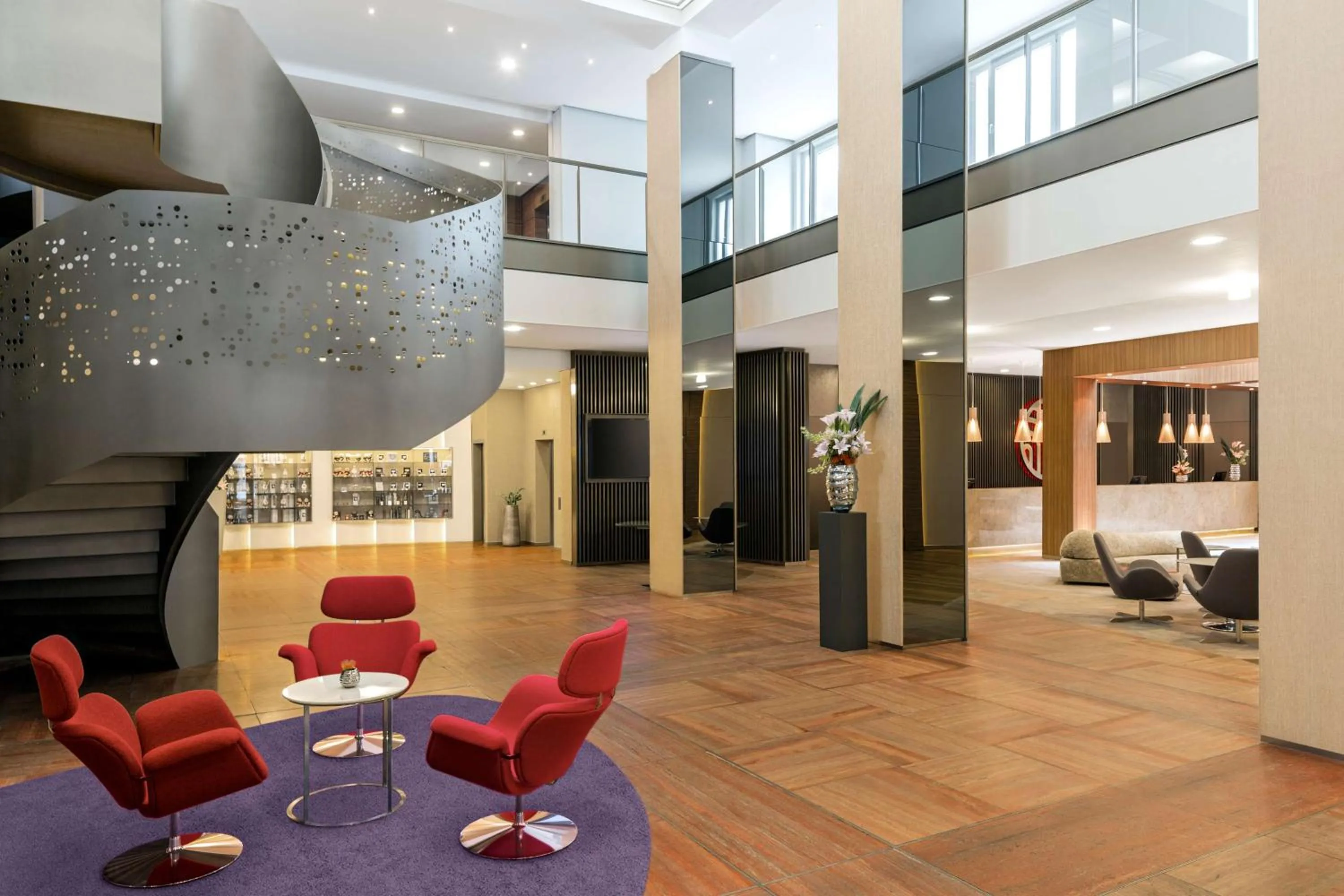 Lobby or reception in NH Collection Berlin Mitte am Checkpoint Charlie