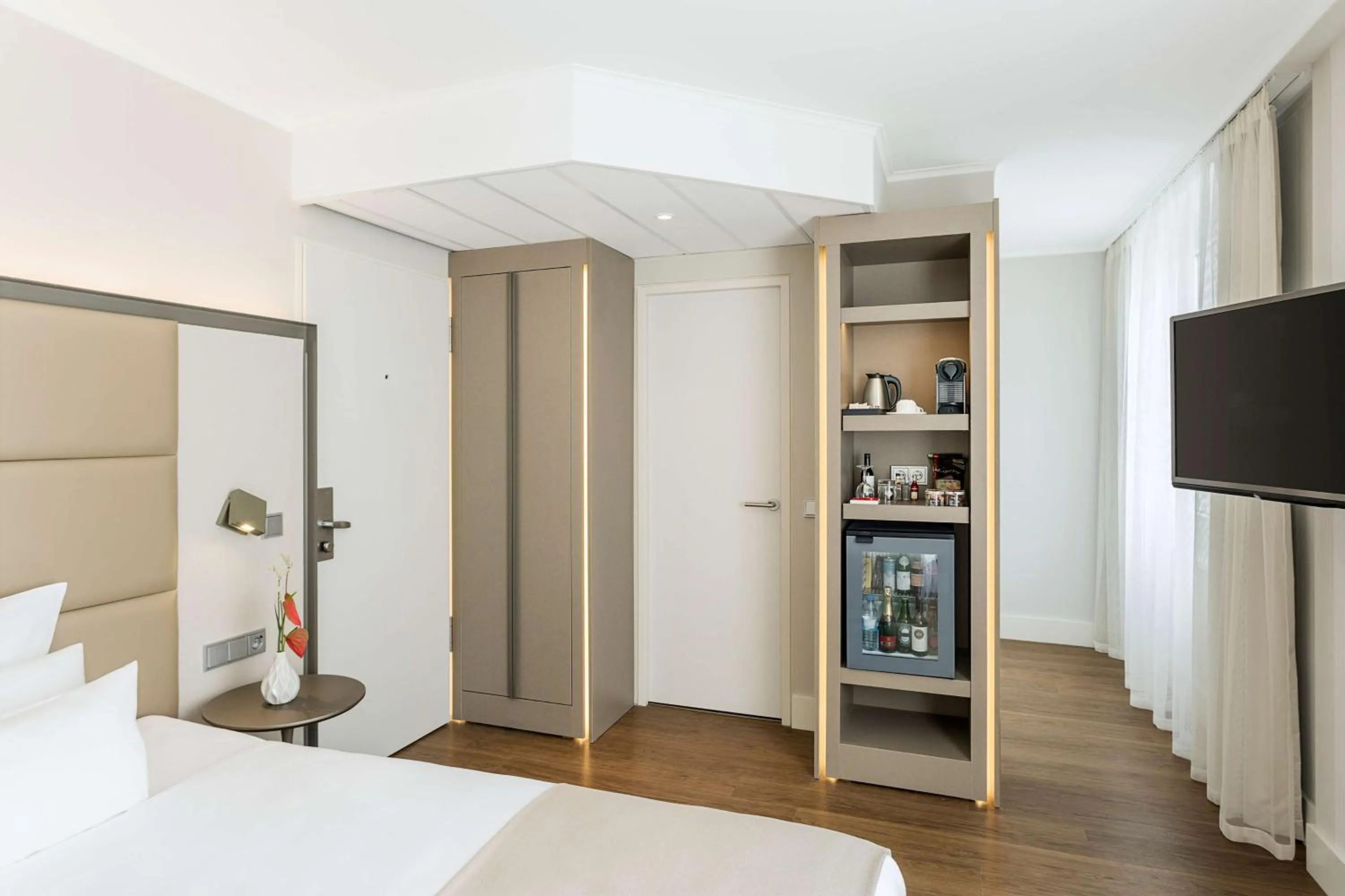 Bedroom, Bed in NH Collection Berlin Mitte am Checkpoint Charlie