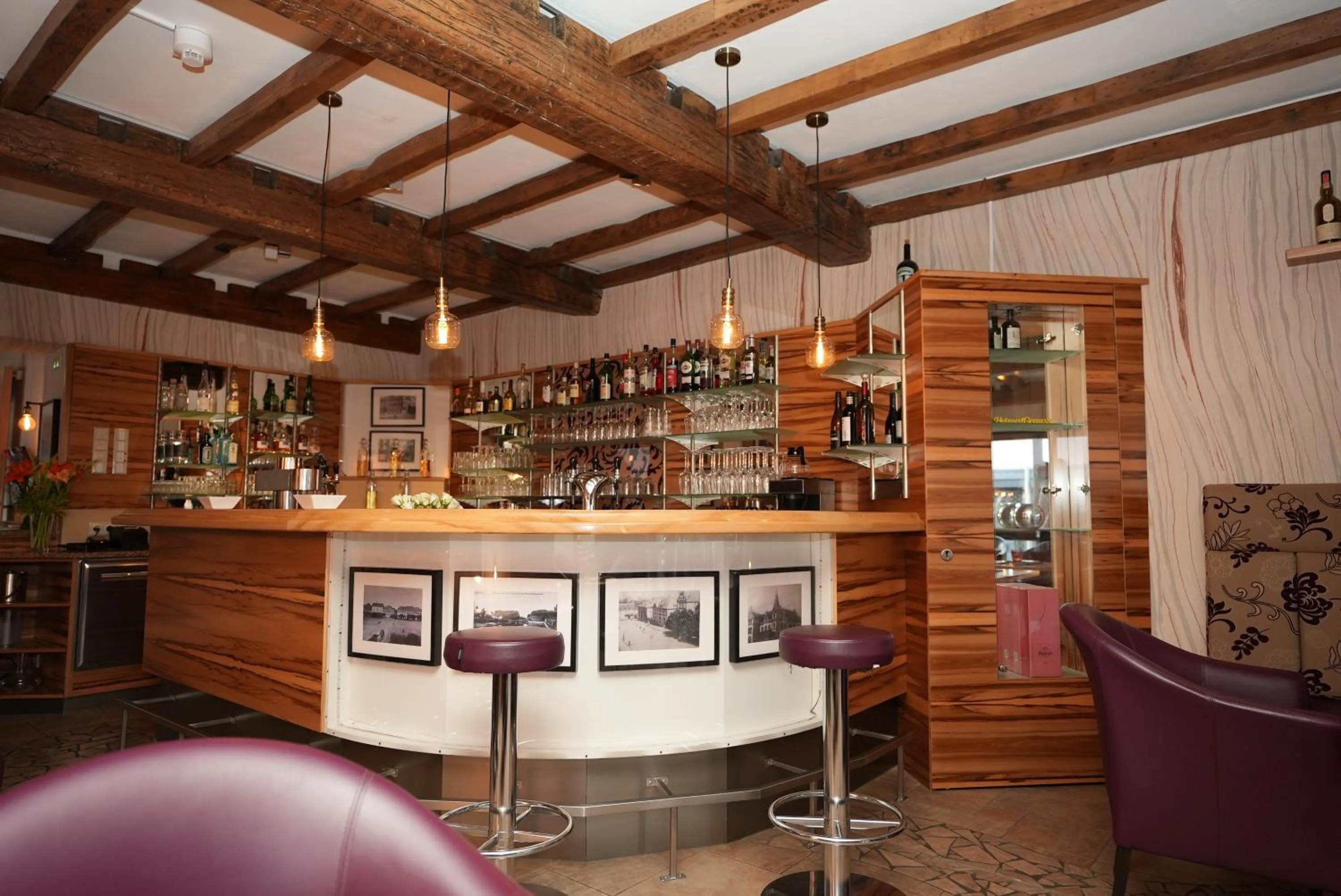 Lounge or bar in UNO Hotel Posthof Saarlouis