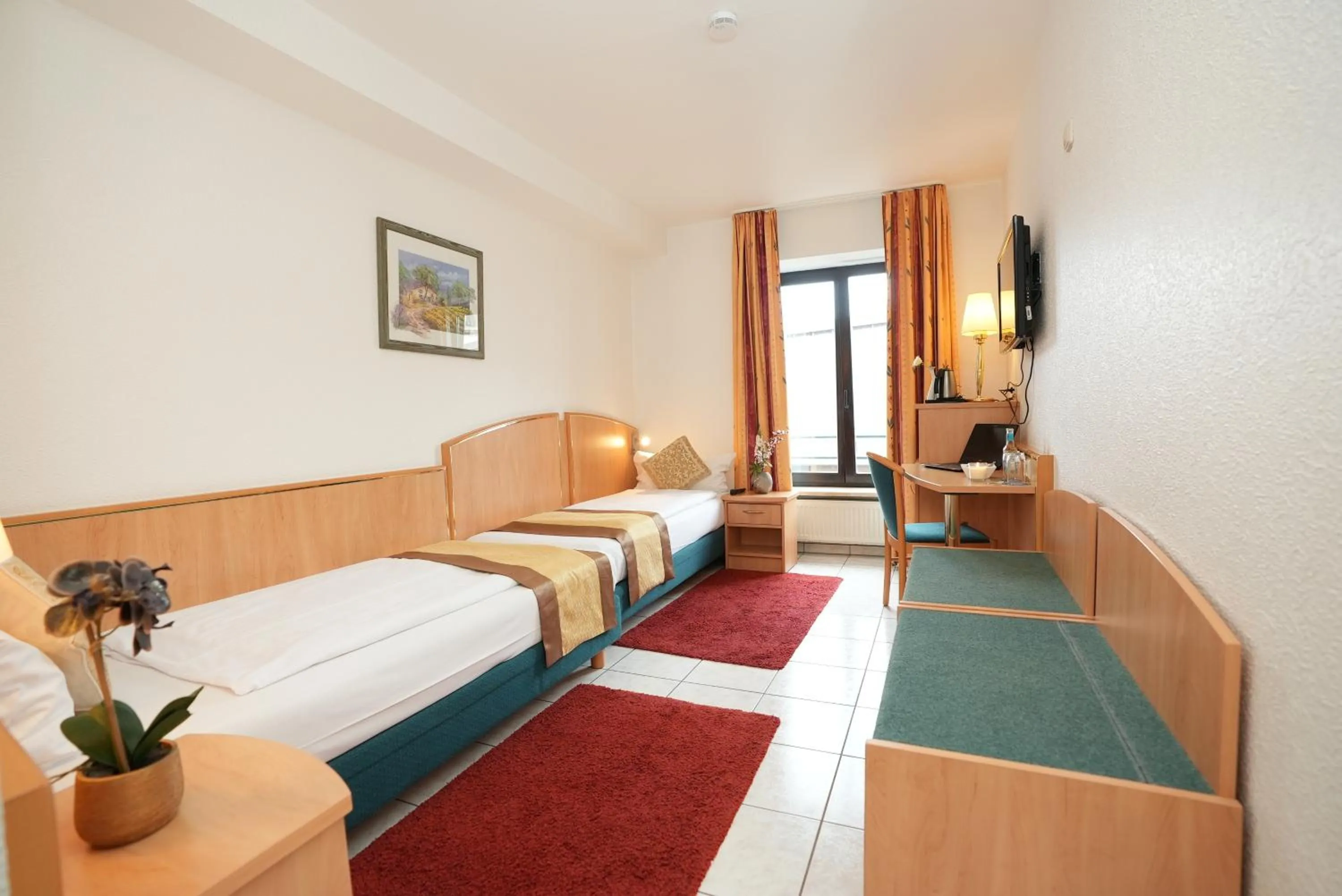 Bed in UNO Hotel Posthof Saarlouis