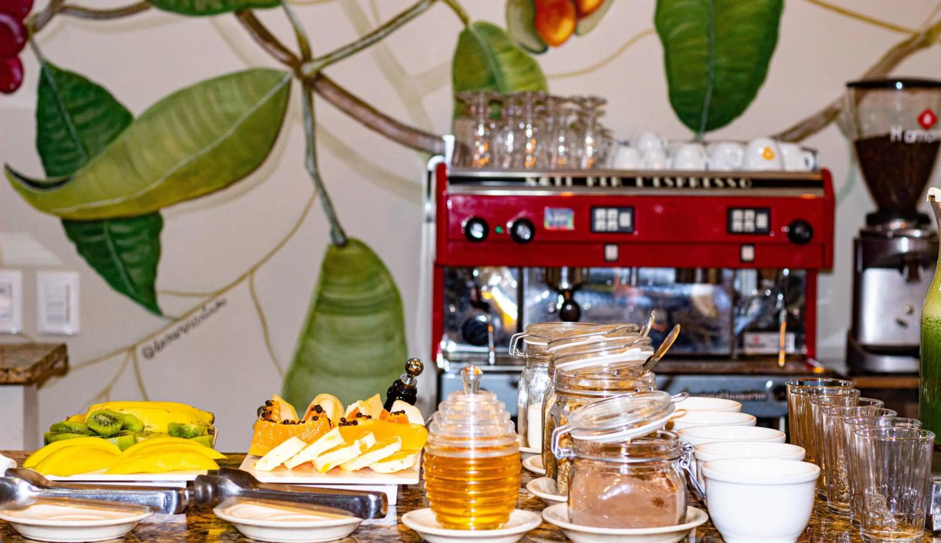 Coffee/tea facilities in Hotel Cozumel Sierra