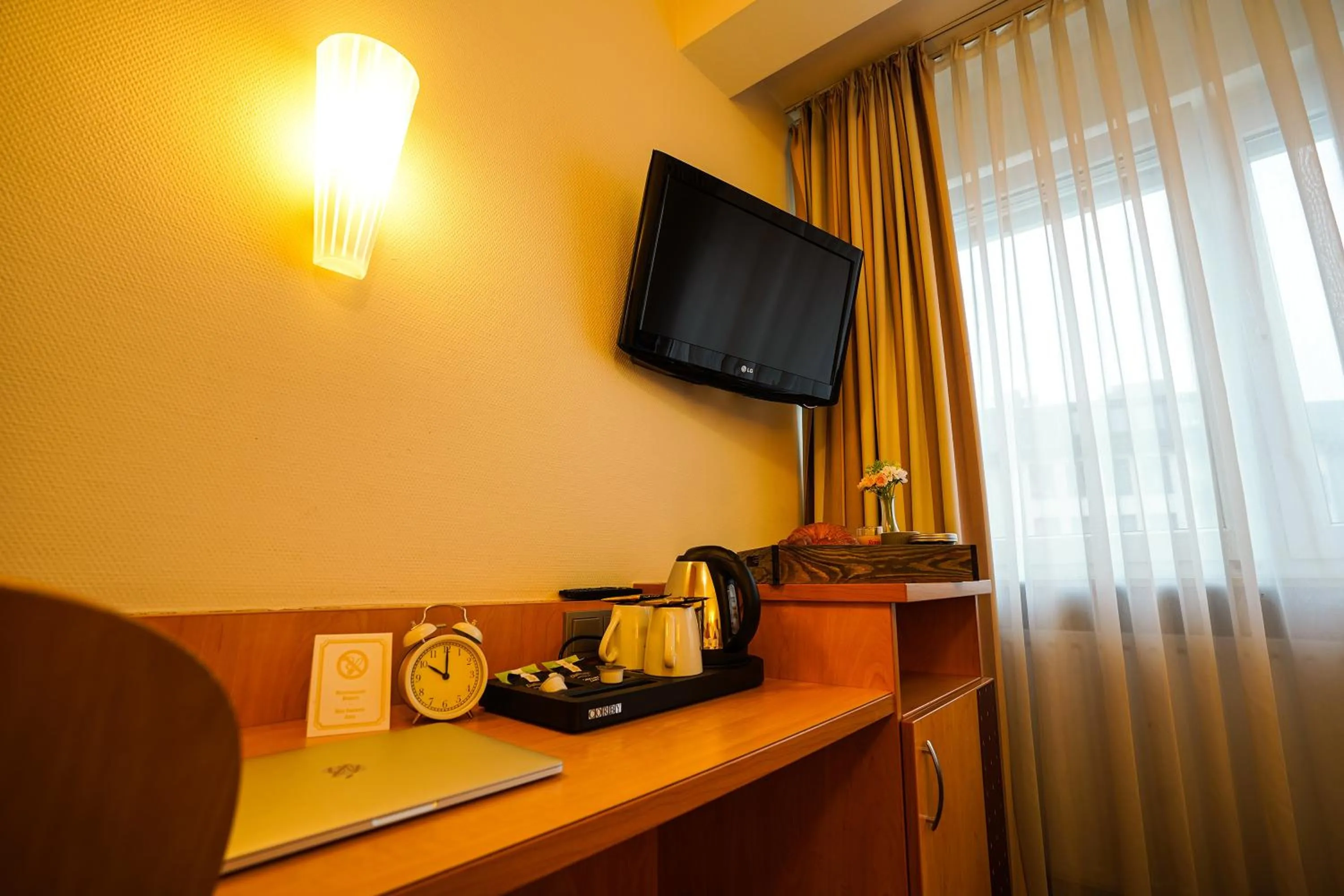 TV and multimedia in Hotel Scala Frankfurt City Centre