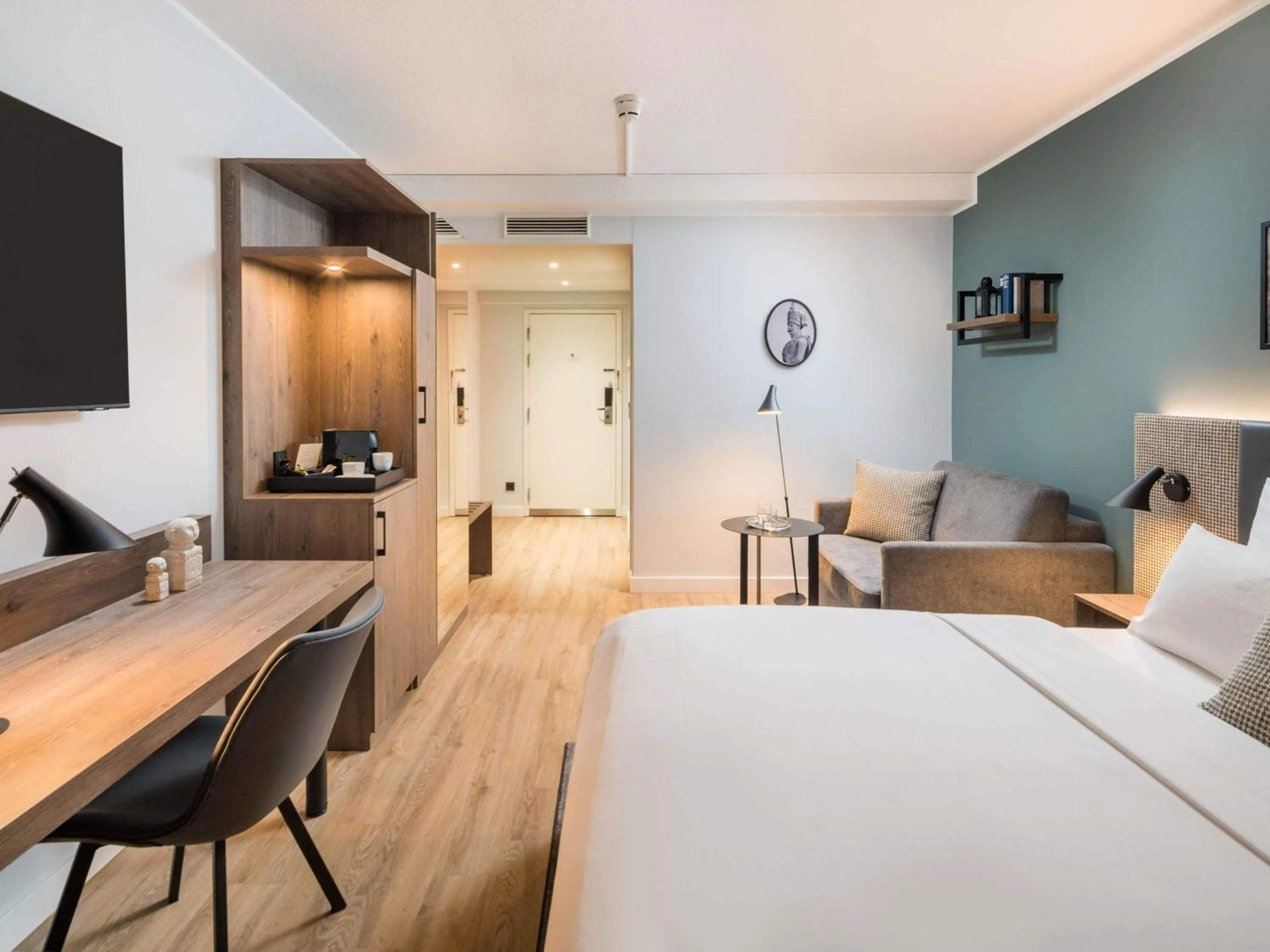 Bedroom, Bed in Mercure Hannover Oldenburger Allee