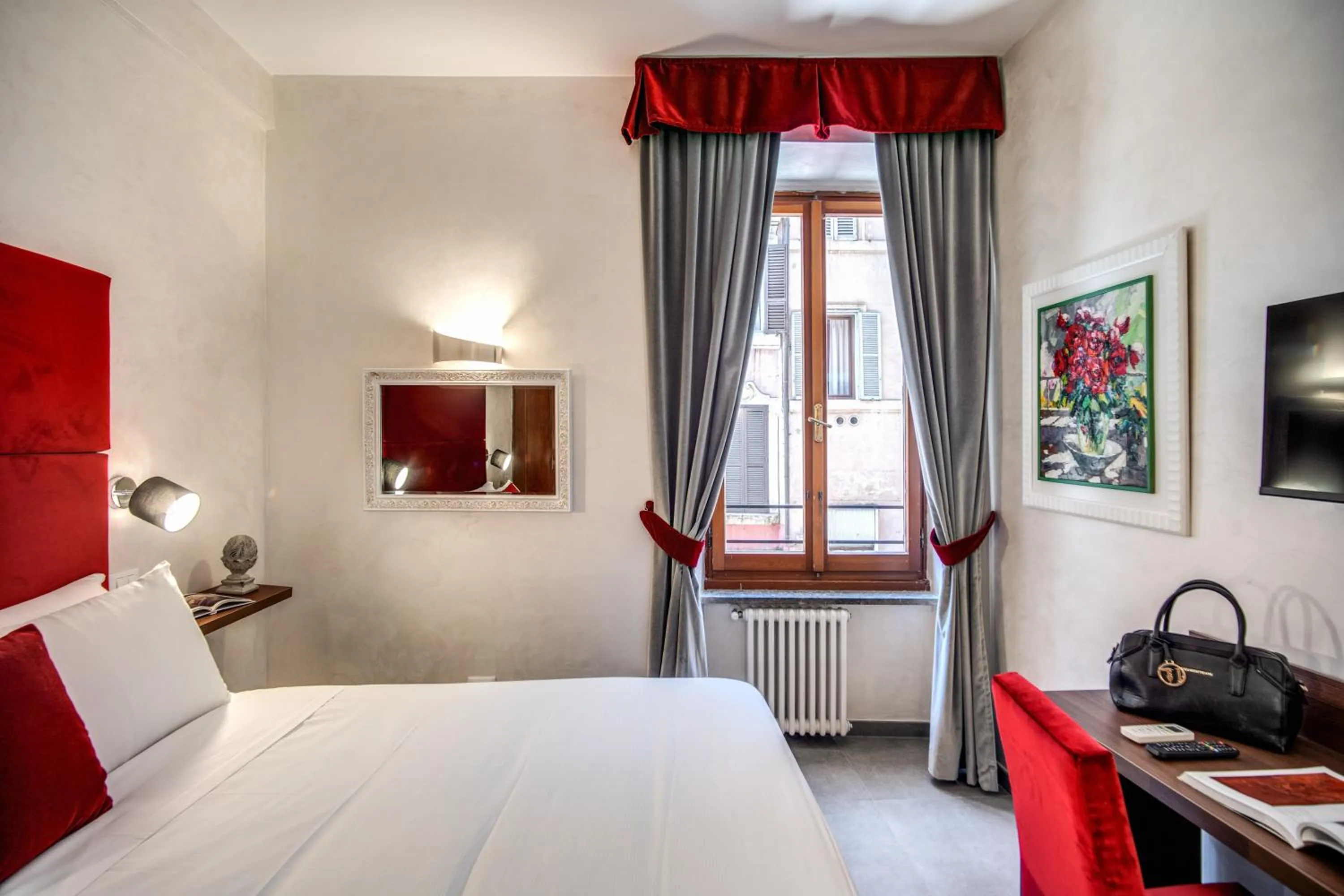 Bed in Tritone Top House