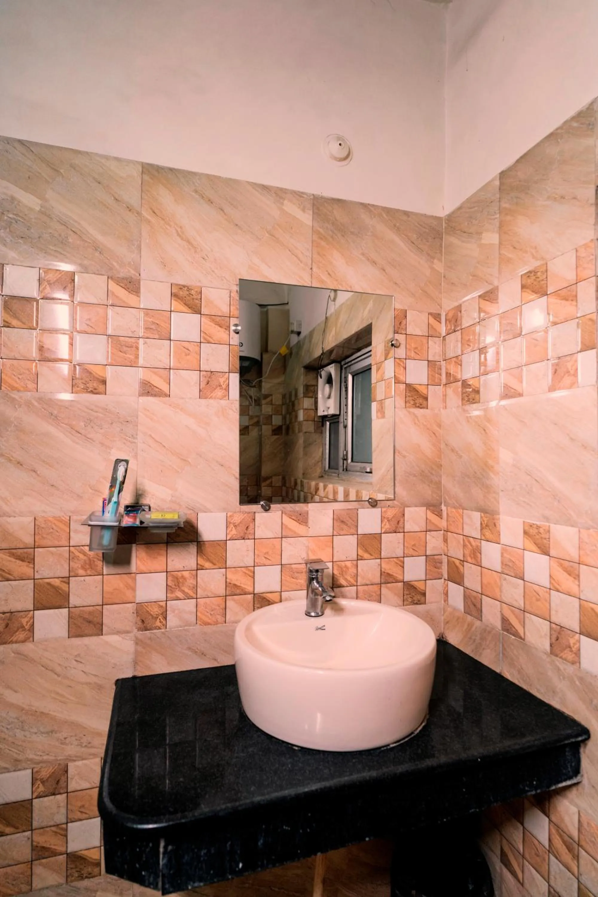 Shower in Hotel DiDi International