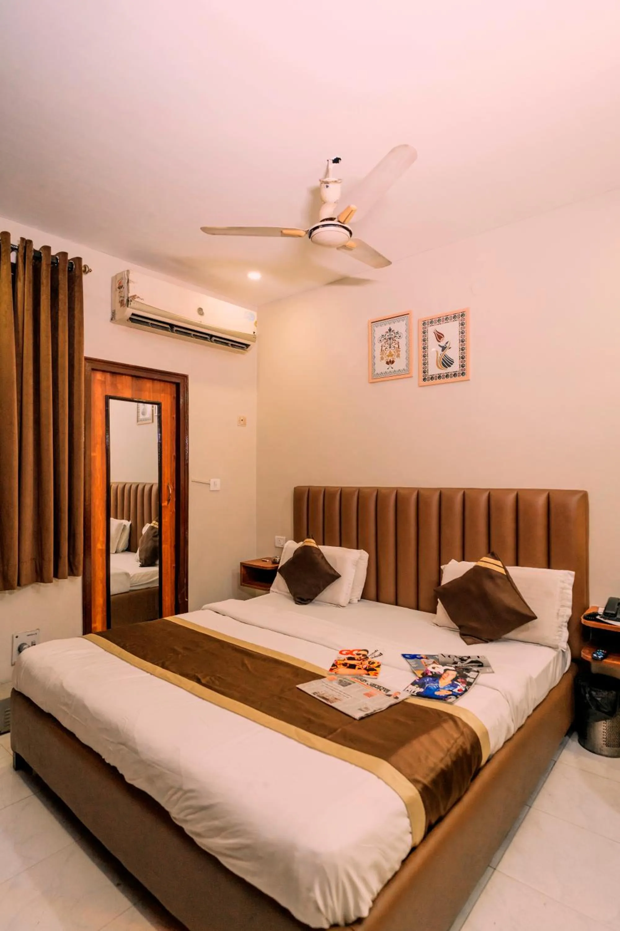 Bed in Hotel DiDi International