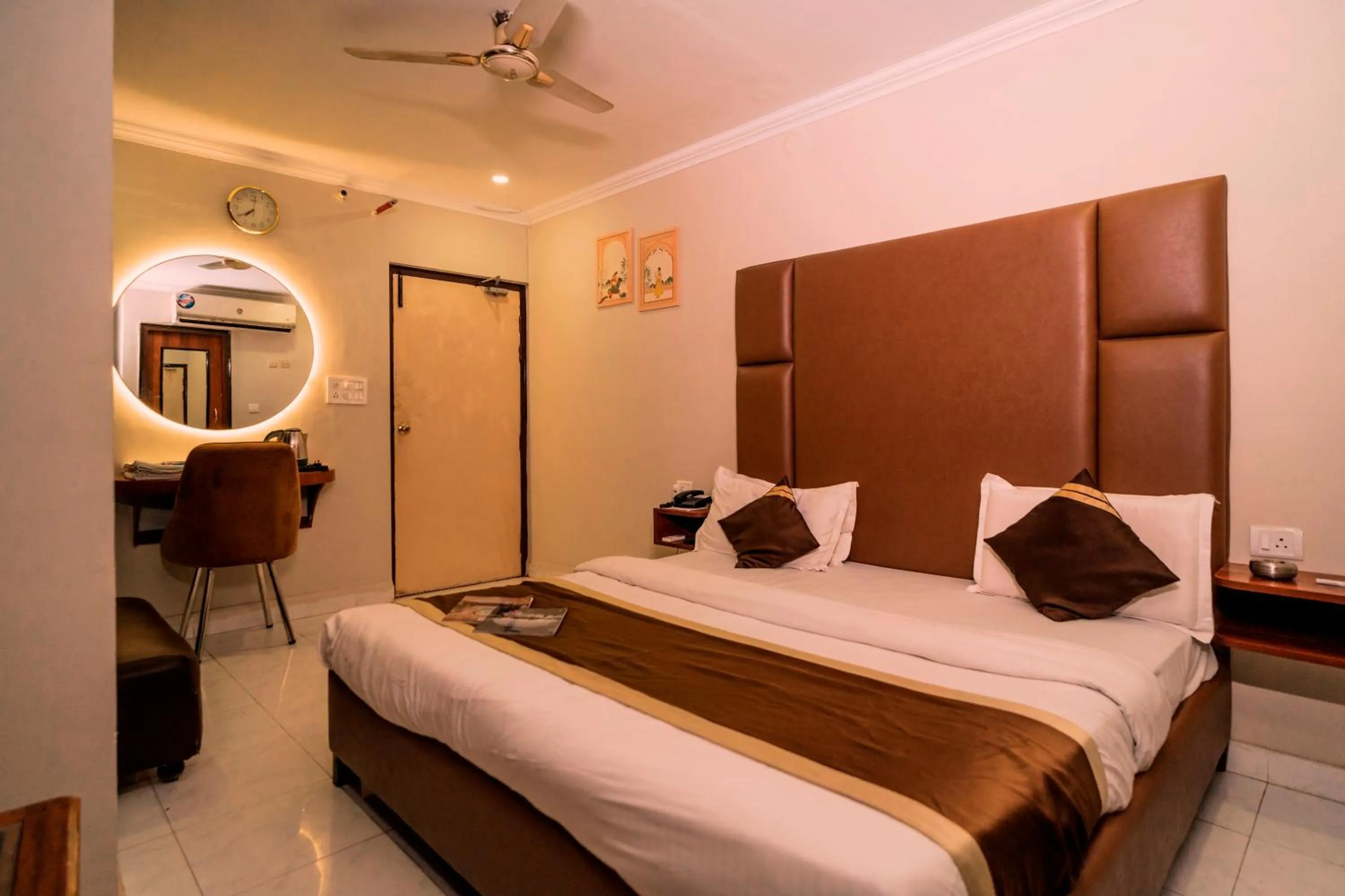 Bed in Hotel DiDi International