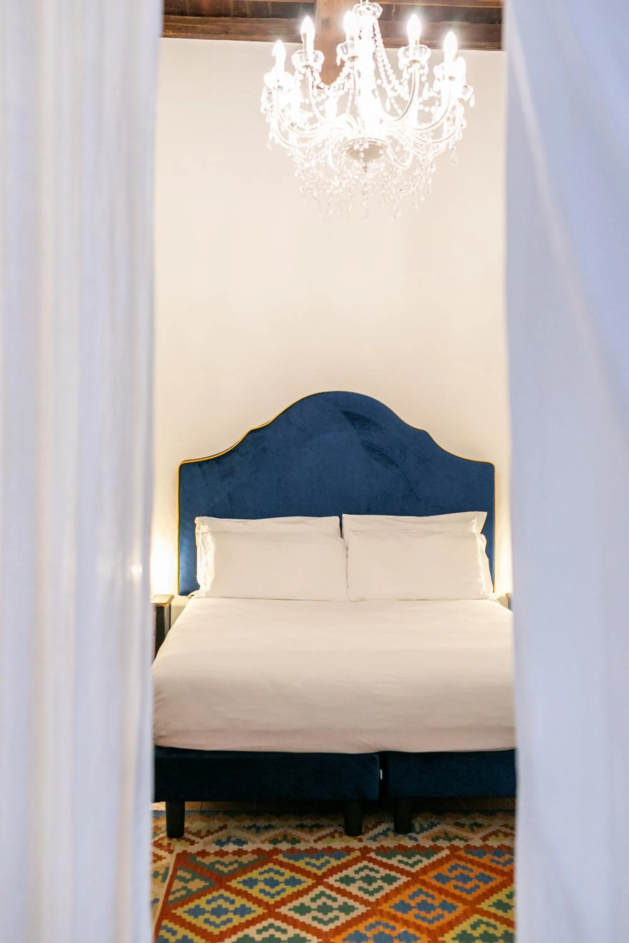 Bedroom, Bed in Incentrum