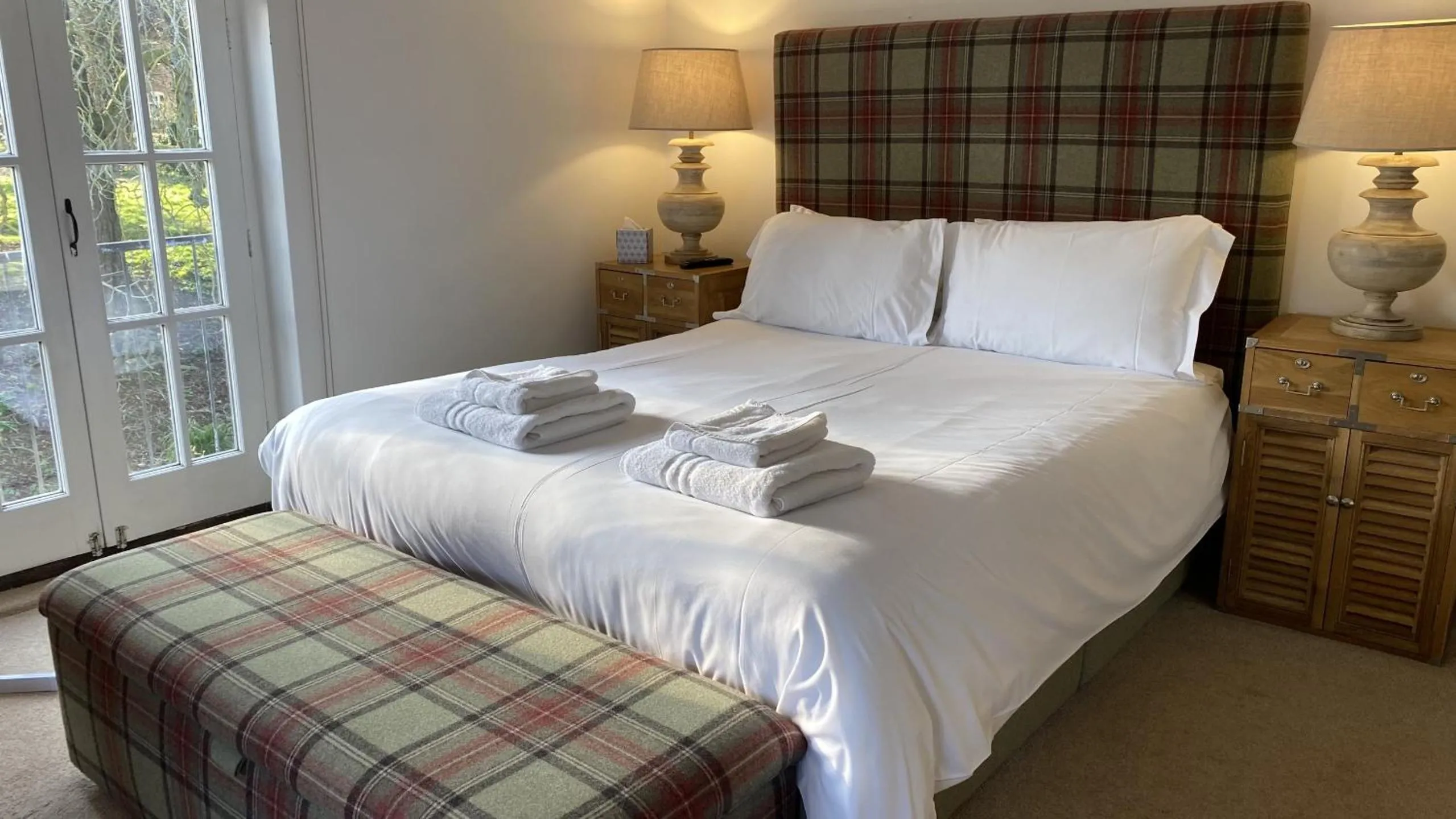 Bedroom, Bed in Kings Head Low House