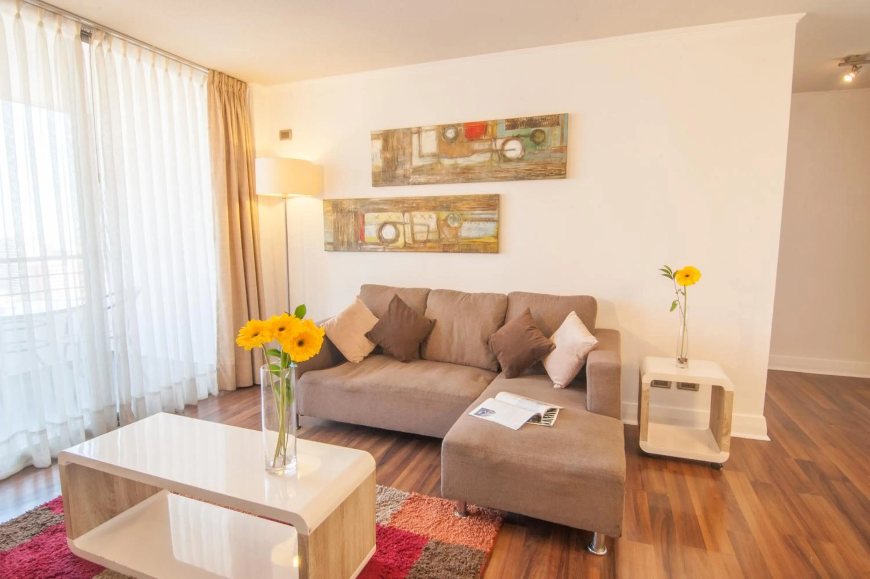 Living room in Views Cordillera