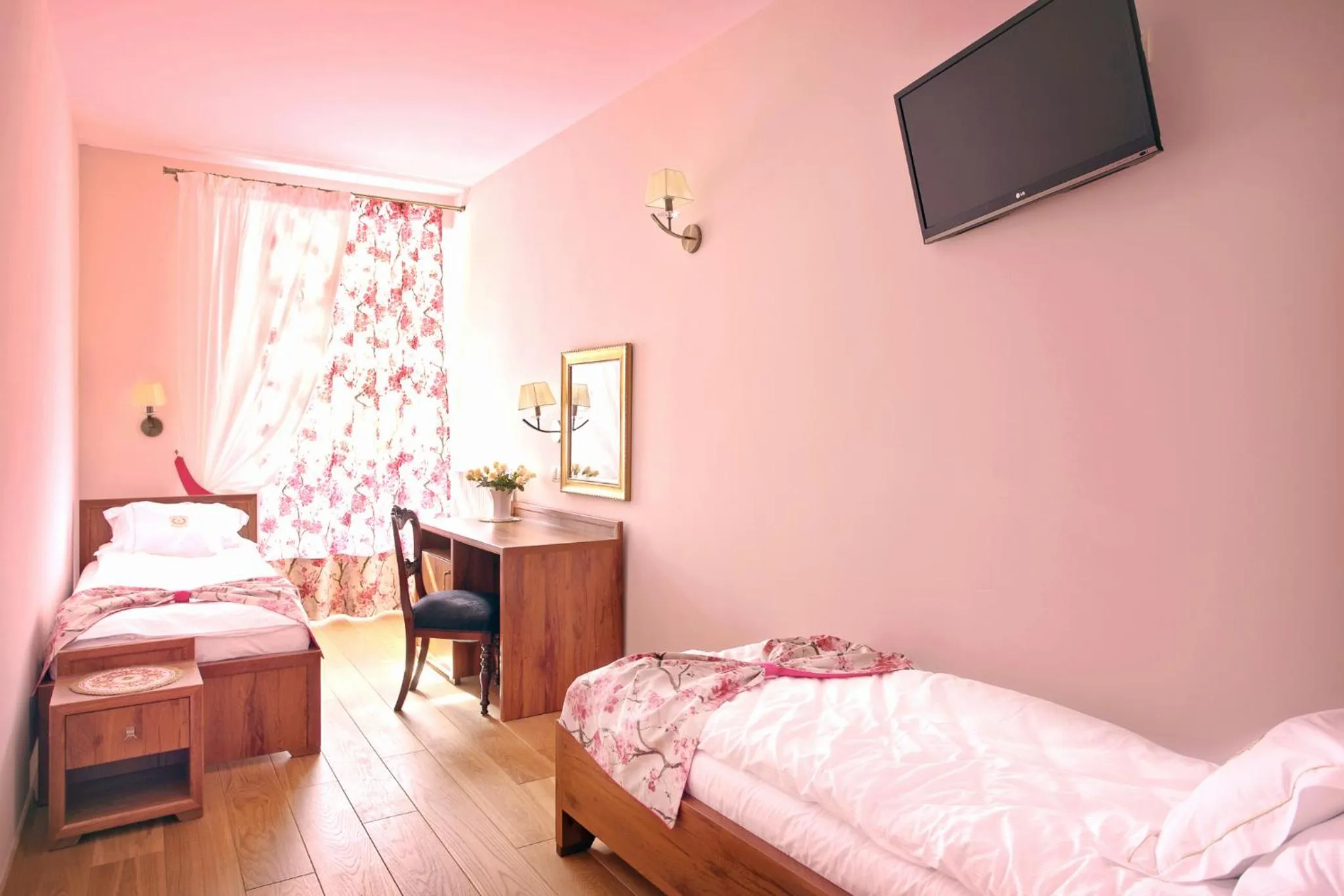 Bedroom, Bed in Aparthotel Grodzka 21