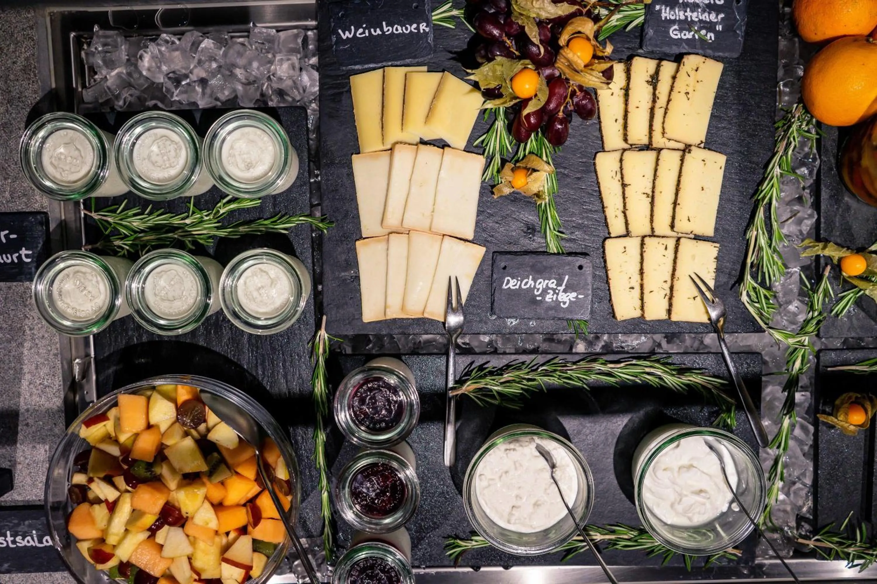 Buffet breakfast in Wedina Serviced Apartments