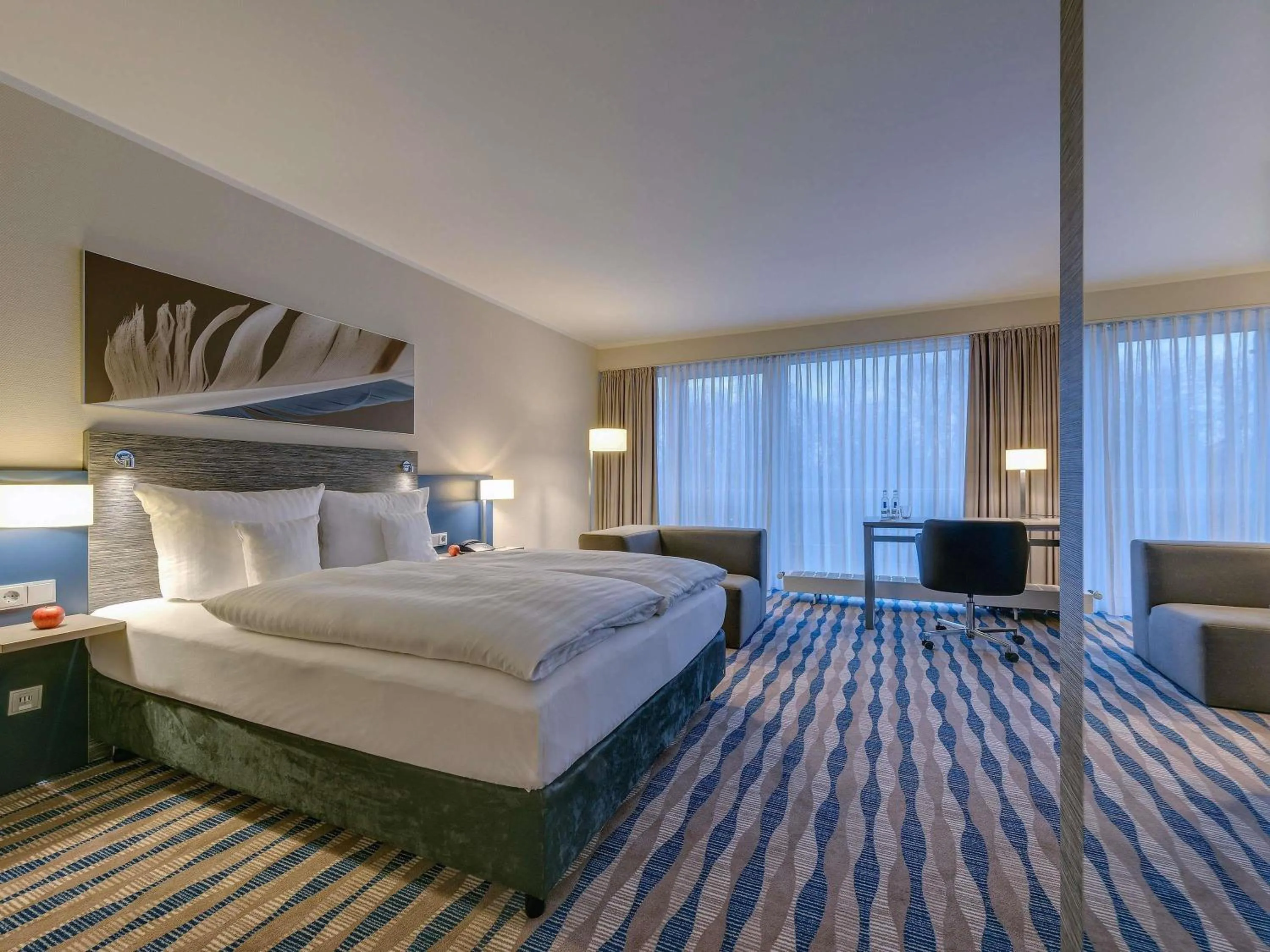 Bedroom, Bed in Mercure Hotel am Entenfang Hannover