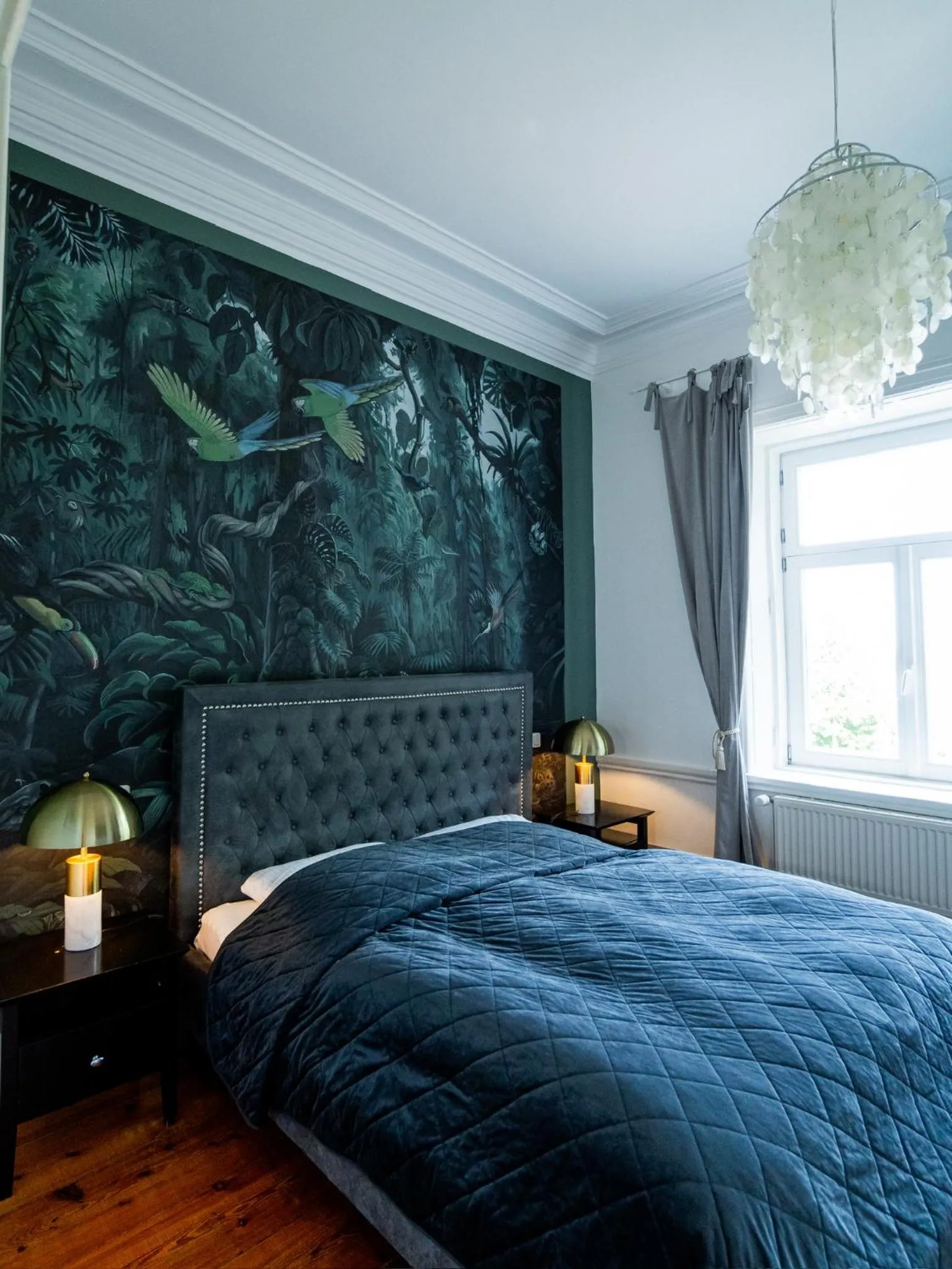 Bedroom, Bed in Schloss Harkensee