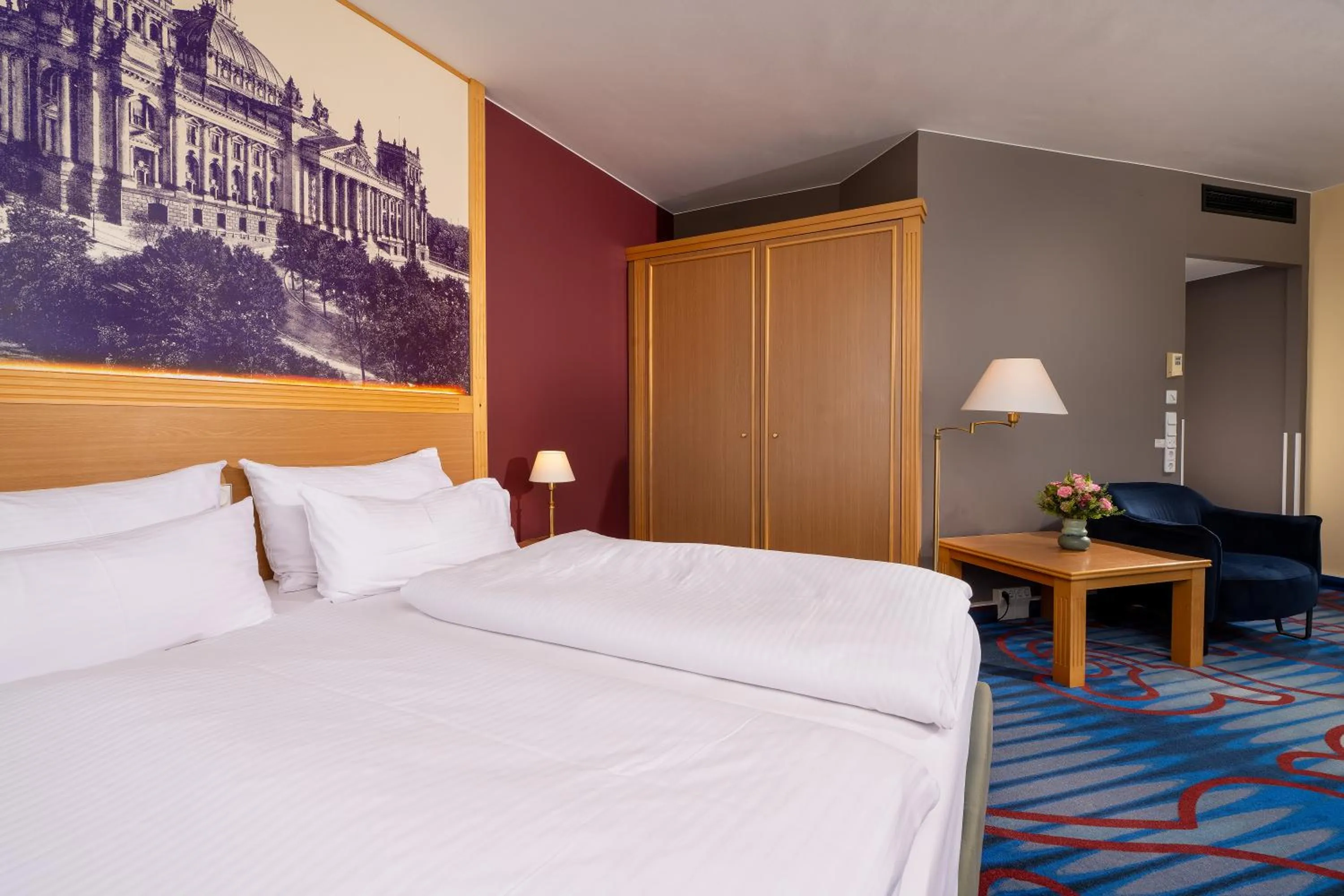 Photo of the whole room, Bed in Mercure Hotel Berlin Tempelhof